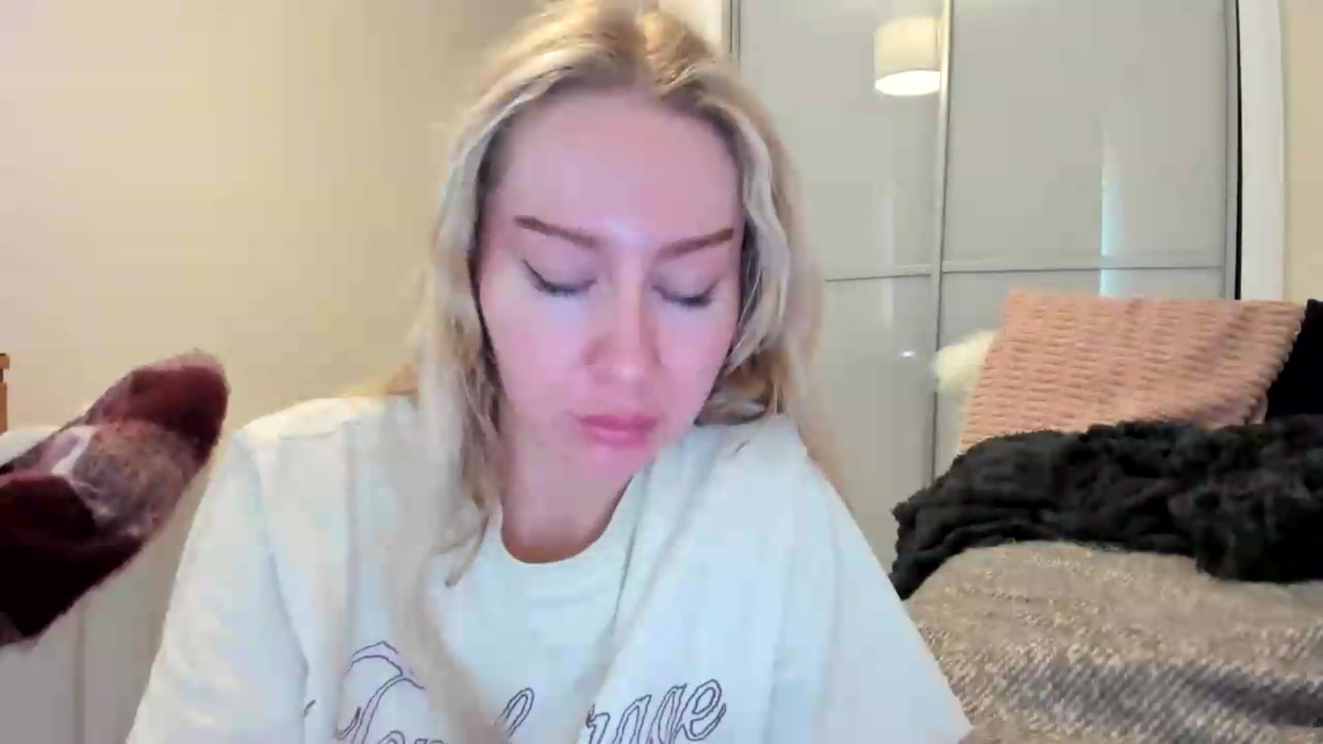 Gallery image thumbnail from British_Cutie's myfreecams stream on, 08/18/2026, 17:20 image 11 of 20
