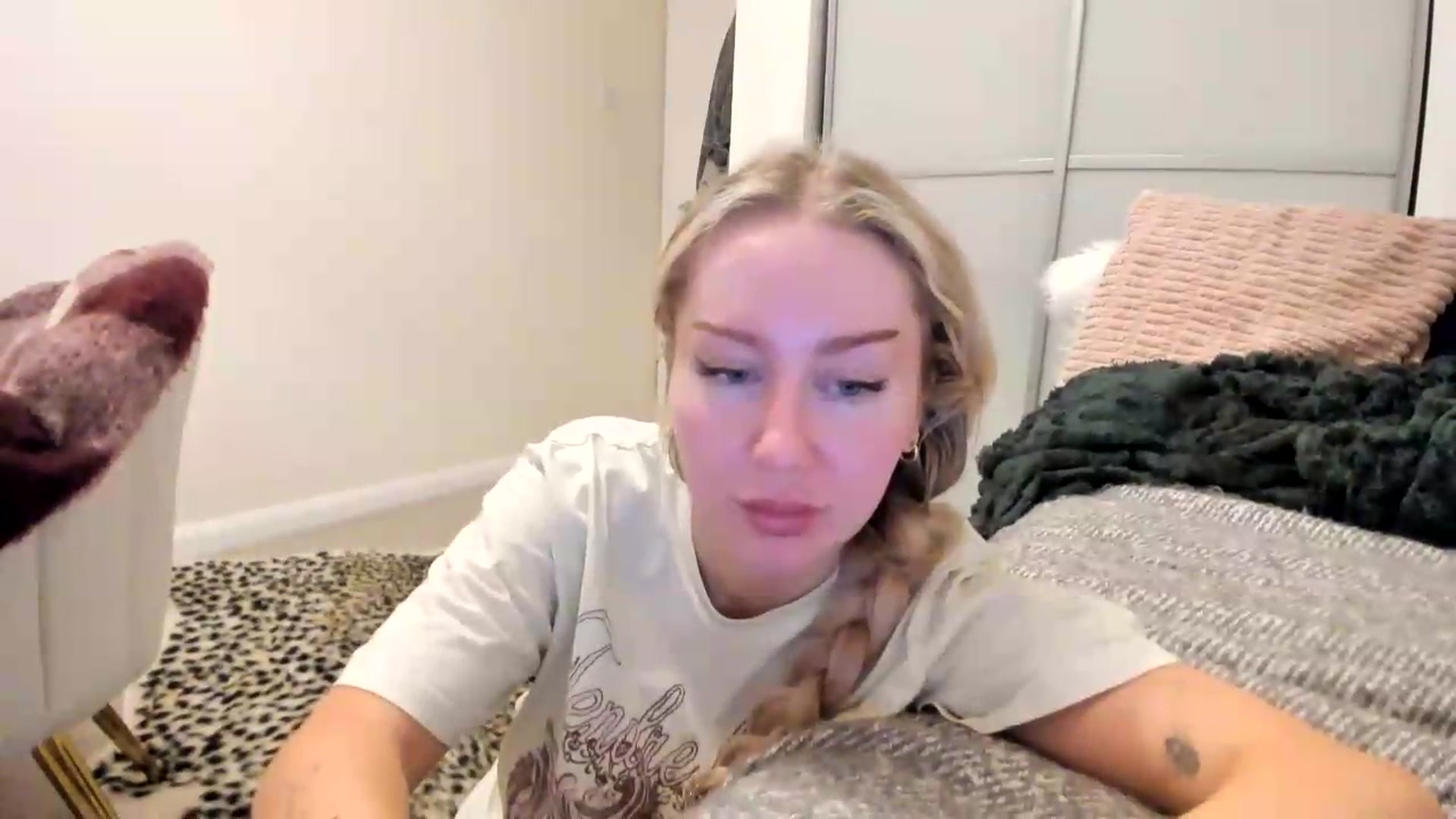 Gallery image thumbnail from British_Cutie's myfreecams stream on, 08/18/2026, 19:52 image 16 of 20