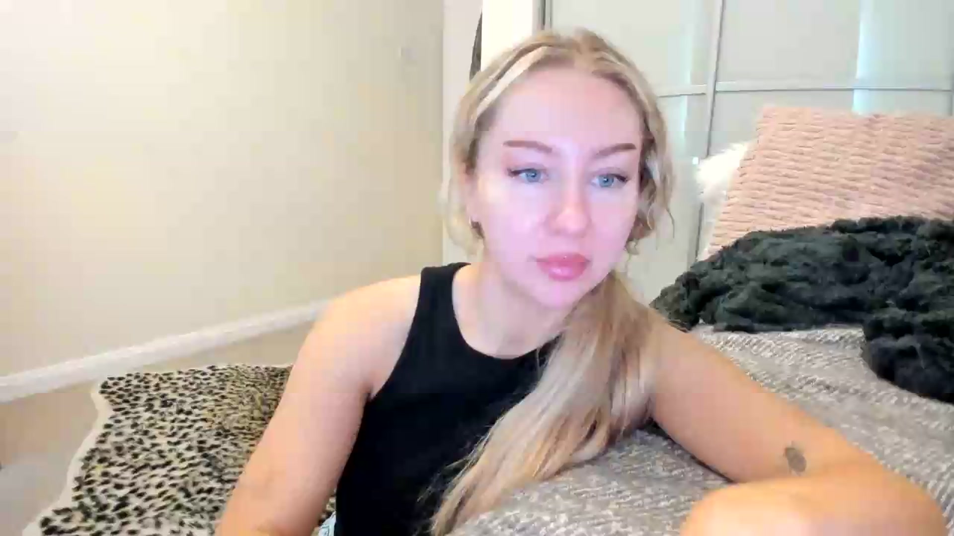 Gallery image thumbnail from British_Cutie's myfreecams stream on, 08/19/2026, 10:15 image 8 of 20