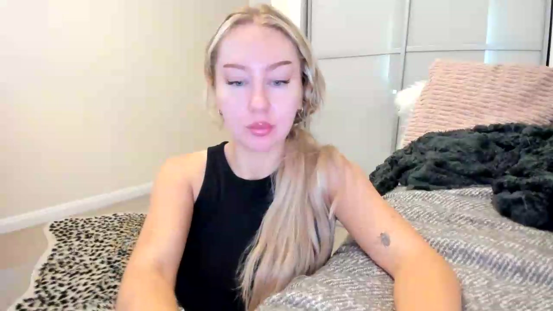 Gallery image thumbnail from British_Cutie's myfreecams stream on, 08/19/2026, 10:15 image 10 of 20