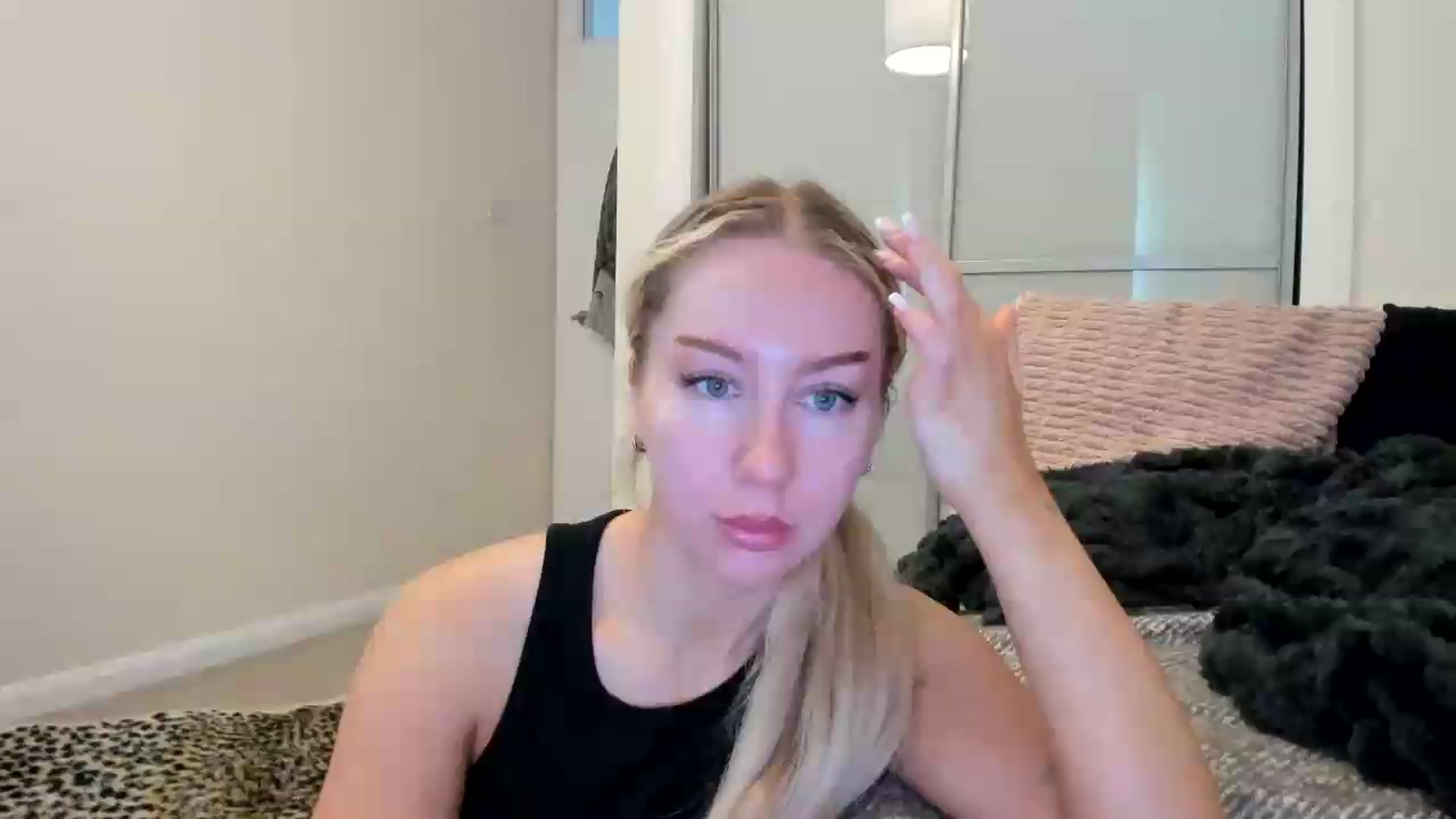Gallery image thumbnail from British_Cutie's myfreecams stream on, 08/19/2026, 10:15 image 17 of 20