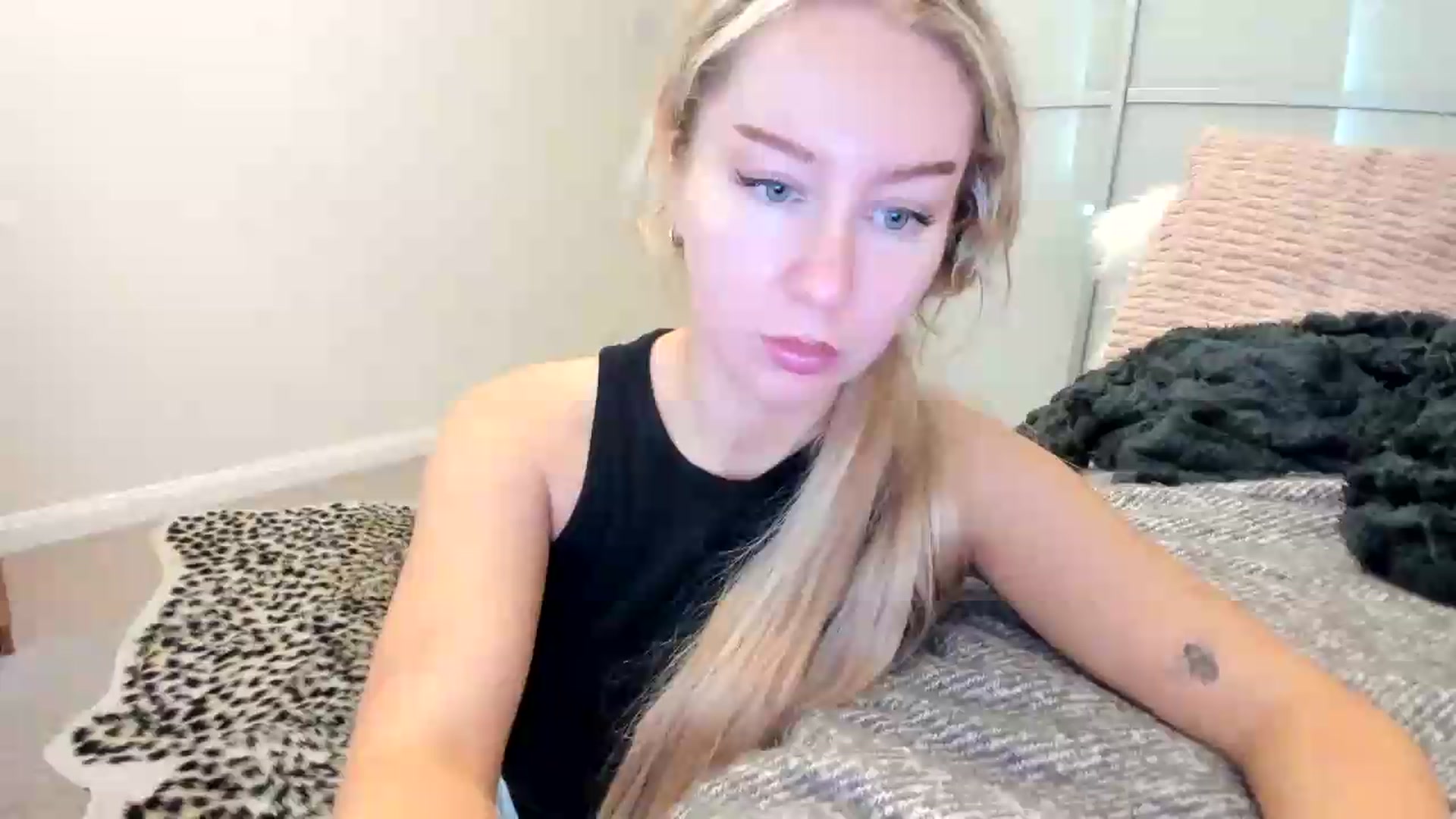 Gallery image thumbnail from British_Cutie's myfreecams stream on, 08/19/2026, 10:15 image 1 of 20