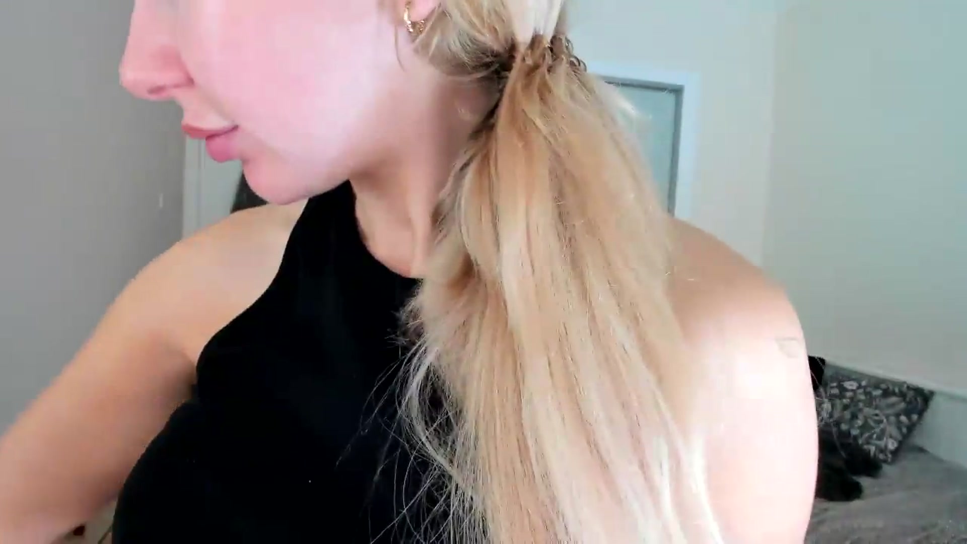 Gallery image thumbnail from British_Cutie's myfreecams stream on, 08/19/2026, 11:54 image 15 of 20