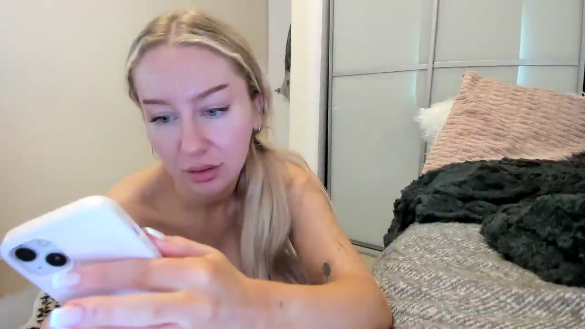 Gallery image thumbnail from British_Cutie's myfreecams stream on, 08/19/2026, 13:50 image 7 of 20