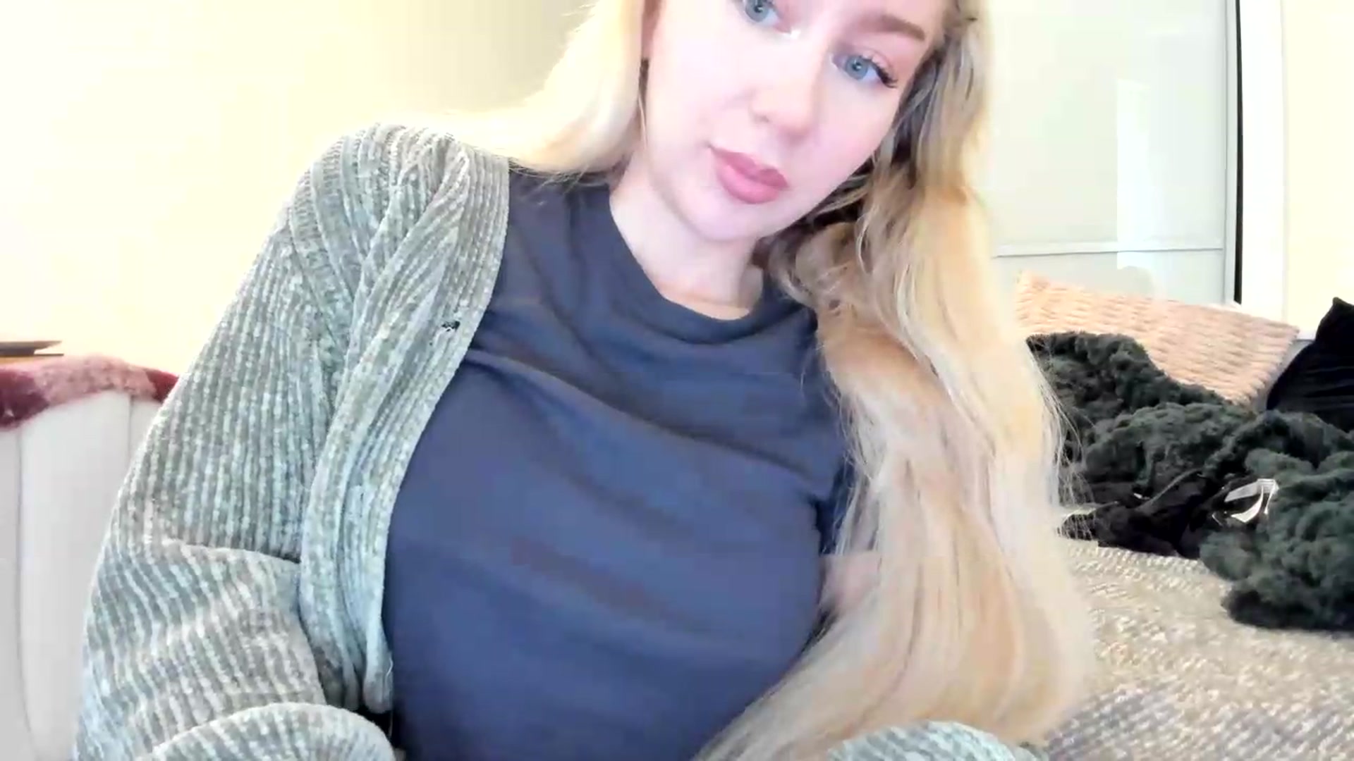 Gallery image thumbnail from British_Cutie's myfreecams stream on, 08/21/2026, 12:07 image 13 of 20