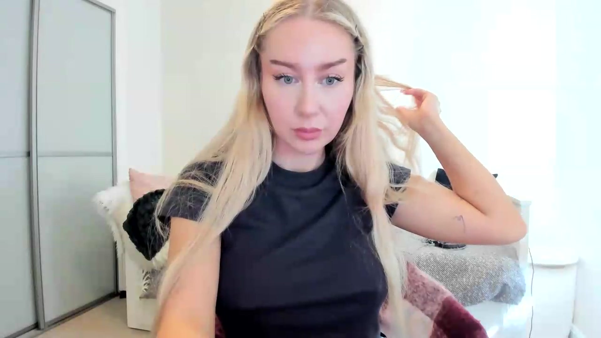 Gallery image thumbnail from British_Cutie's myfreecams stream on, 08/21/2026, 14:05 image 8 of 20