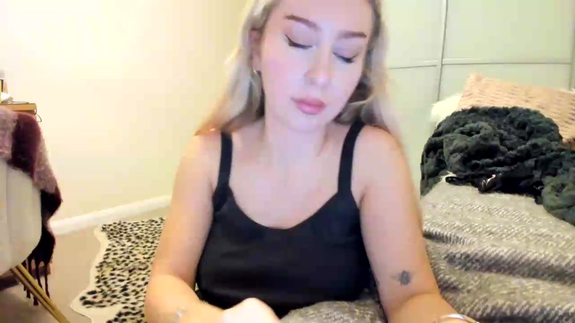 Gallery image thumbnail from British_Cutie's myfreecams stream on, 08/22/2026, 19:59 image 6 of 20
