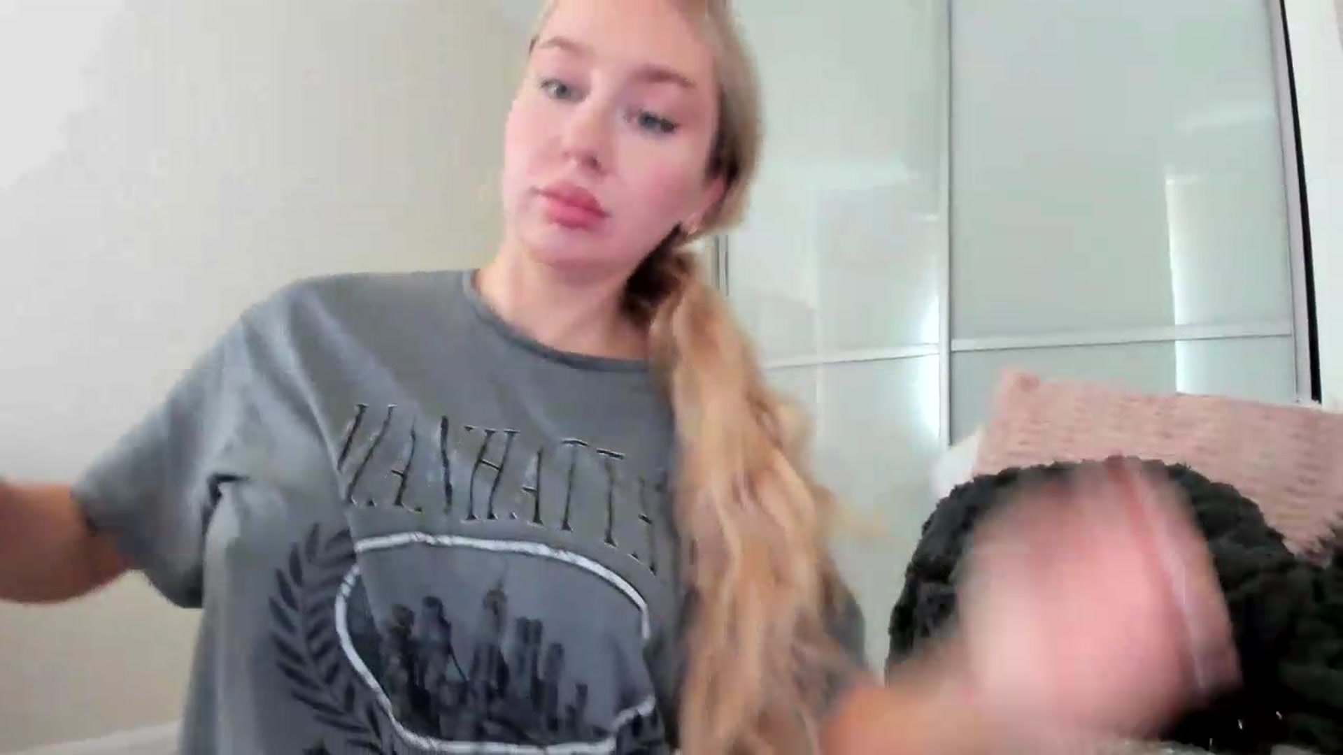 Gallery image thumbnail from British_Cutie's myfreecams stream on, 08/23/2026, 10:43 image 6 of 20