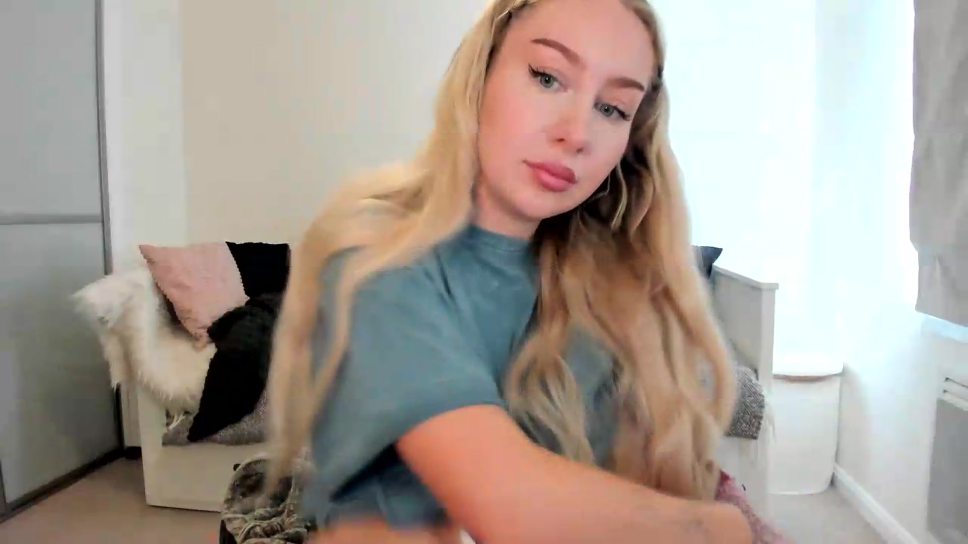 Gallery image thumbnail from British_Cutie's myfreecams stream on, 08/24/2026, 15:18 image 12 of 20