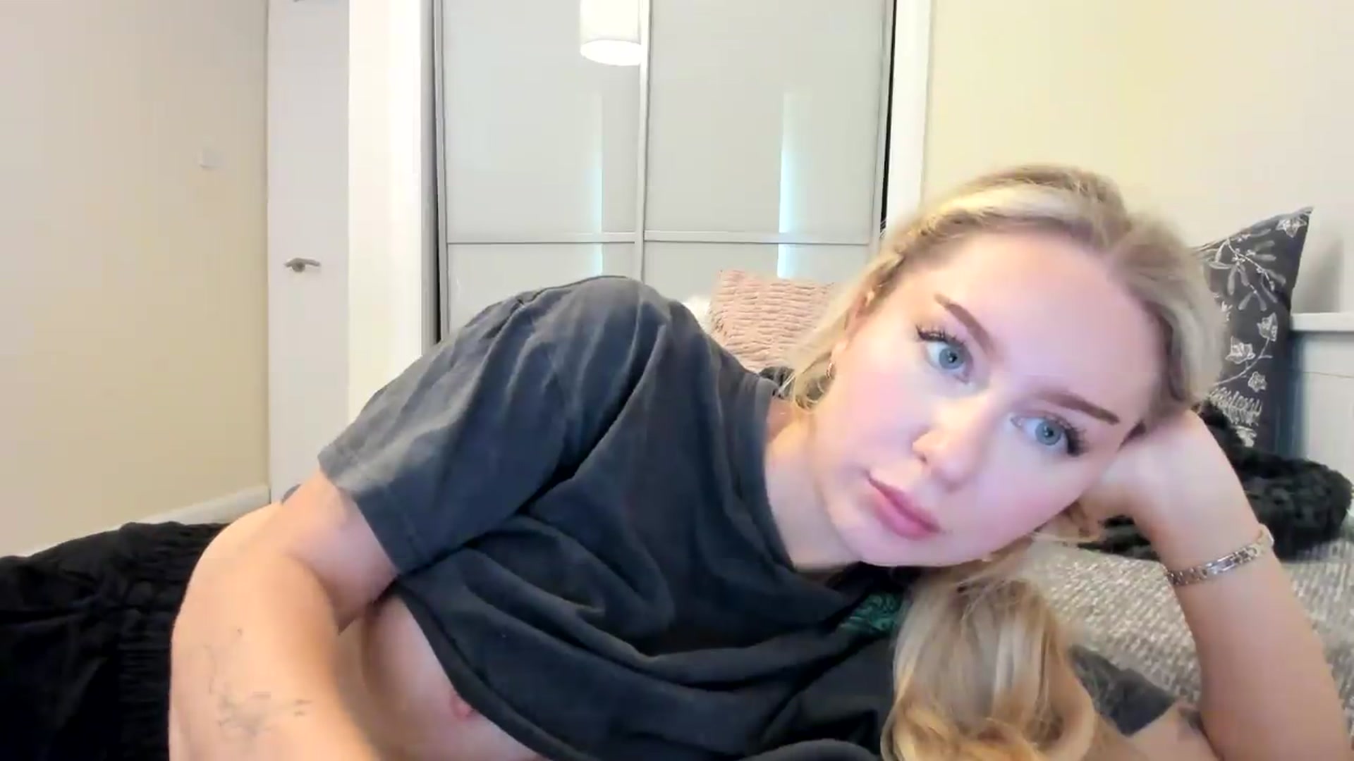 Gallery image thumbnail from British_Cutie's myfreecams stream on, 08/25/2026, 13:03 image 14 of 20