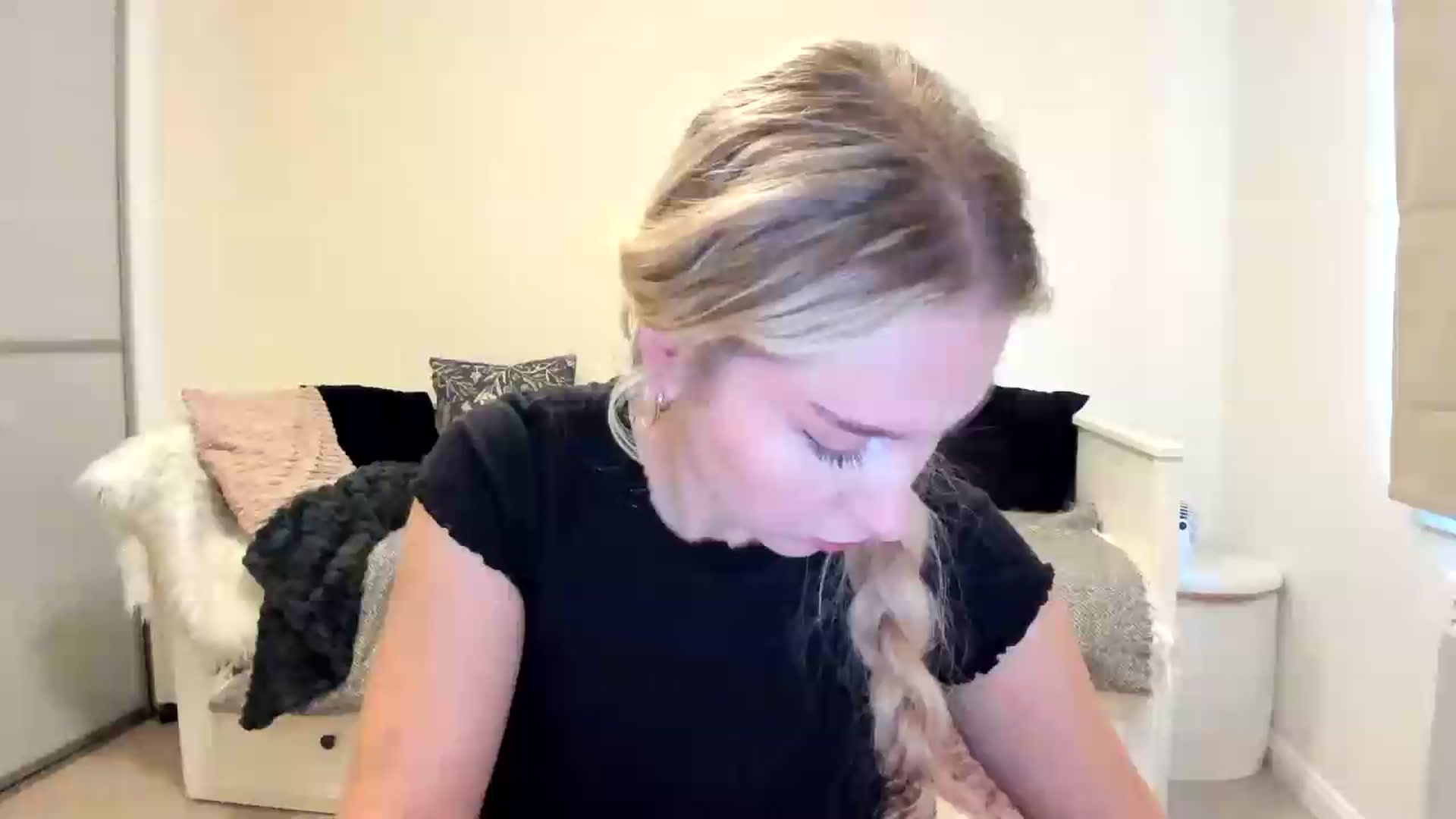 Gallery image thumbnail from British_Cutie's myfreecams stream on, 08/26/2026, 18:35 image 6 of 20
