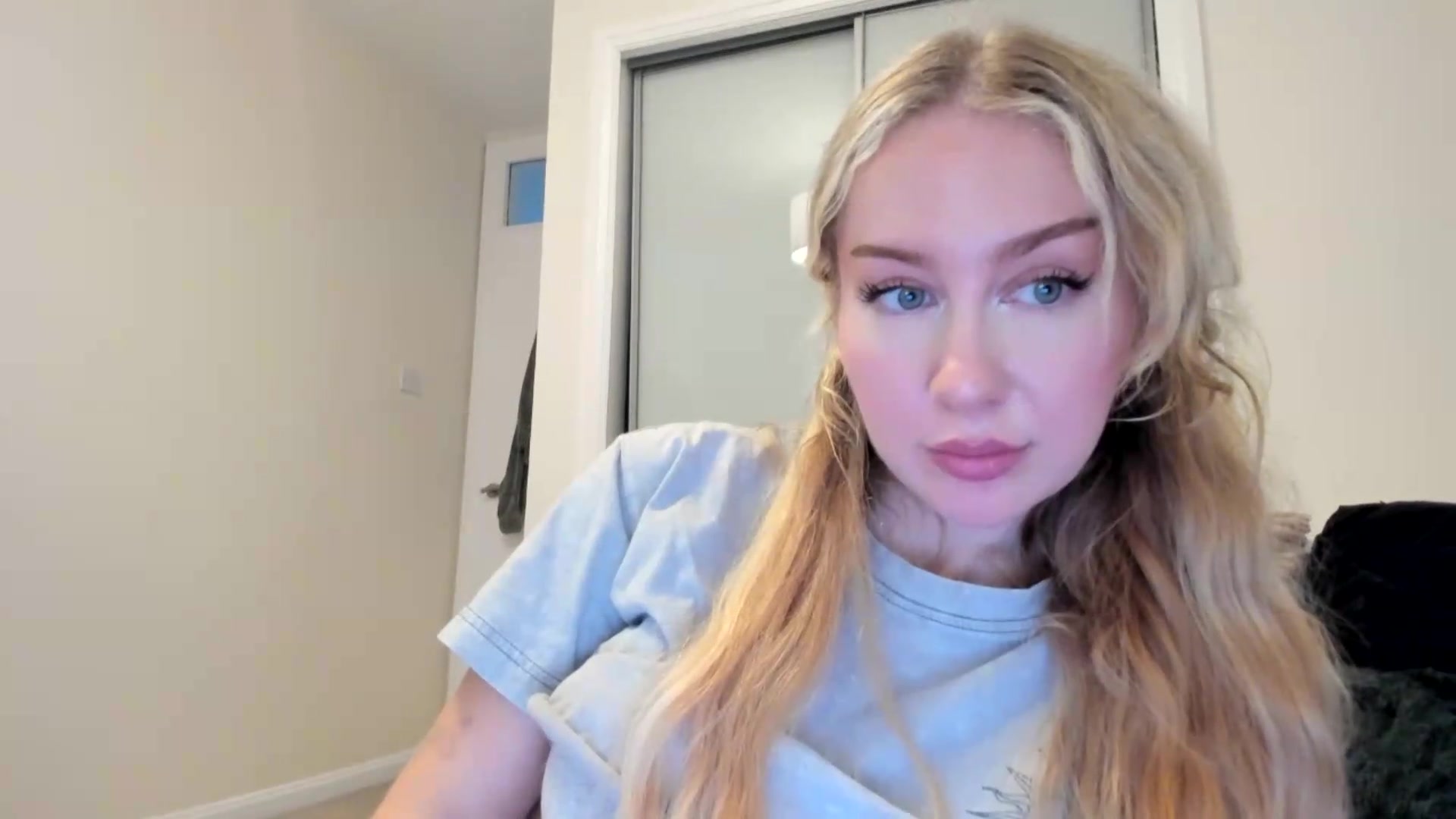 Gallery image thumbnail from British_Cutie's myfreecams stream on, 08/28/2026, 14:41 image 18 of 20