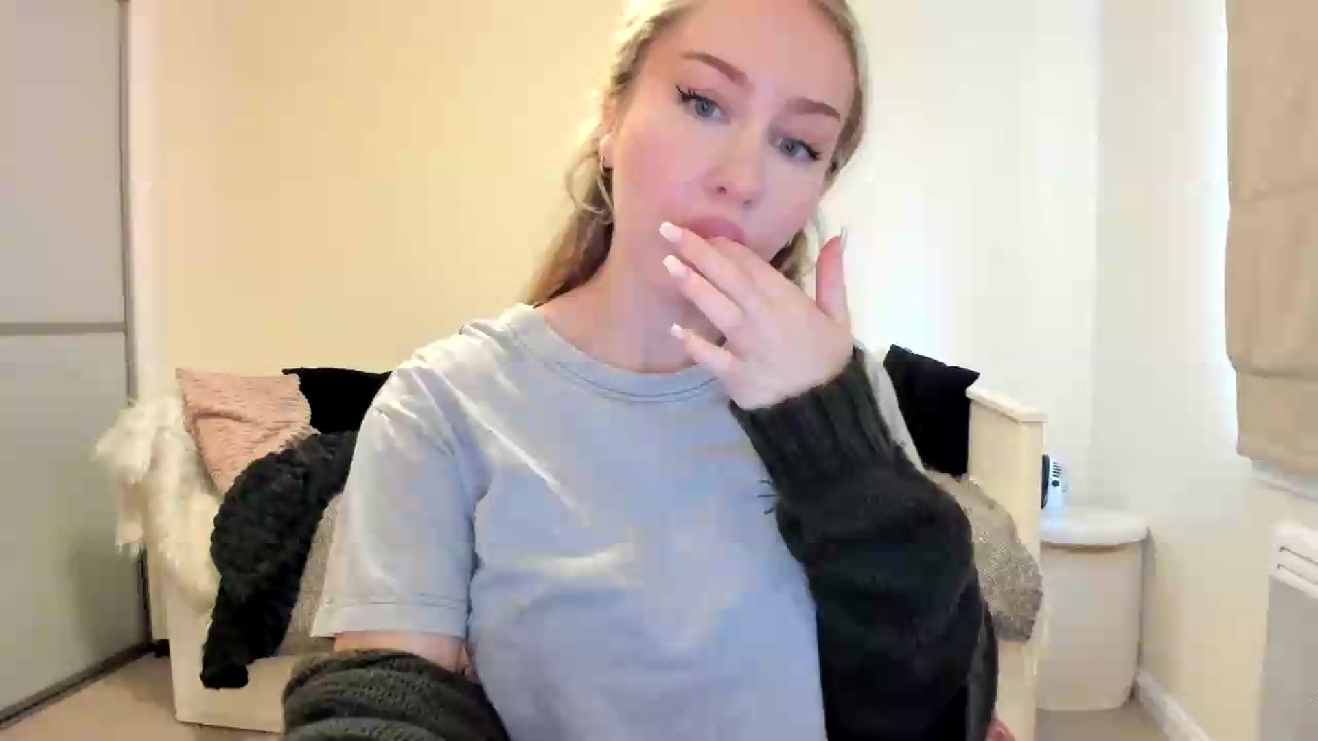 Gallery image thumbnail from British_Cutie's myfreecams stream on, 08/28/2026, 14:41 image 1 of 20