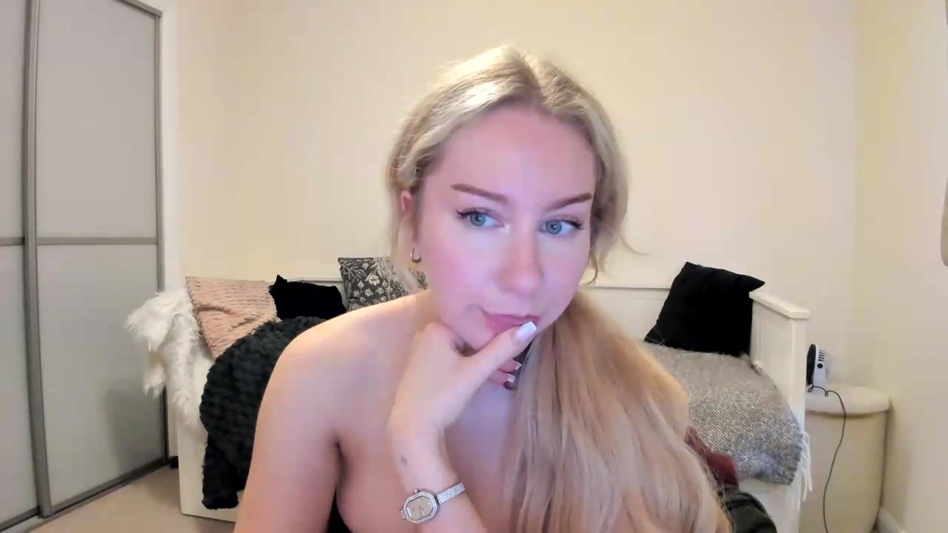 Gallery image thumbnail from British_Cutie's myfreecams stream on, 08/29/2026, 19:04 image 8 of 20