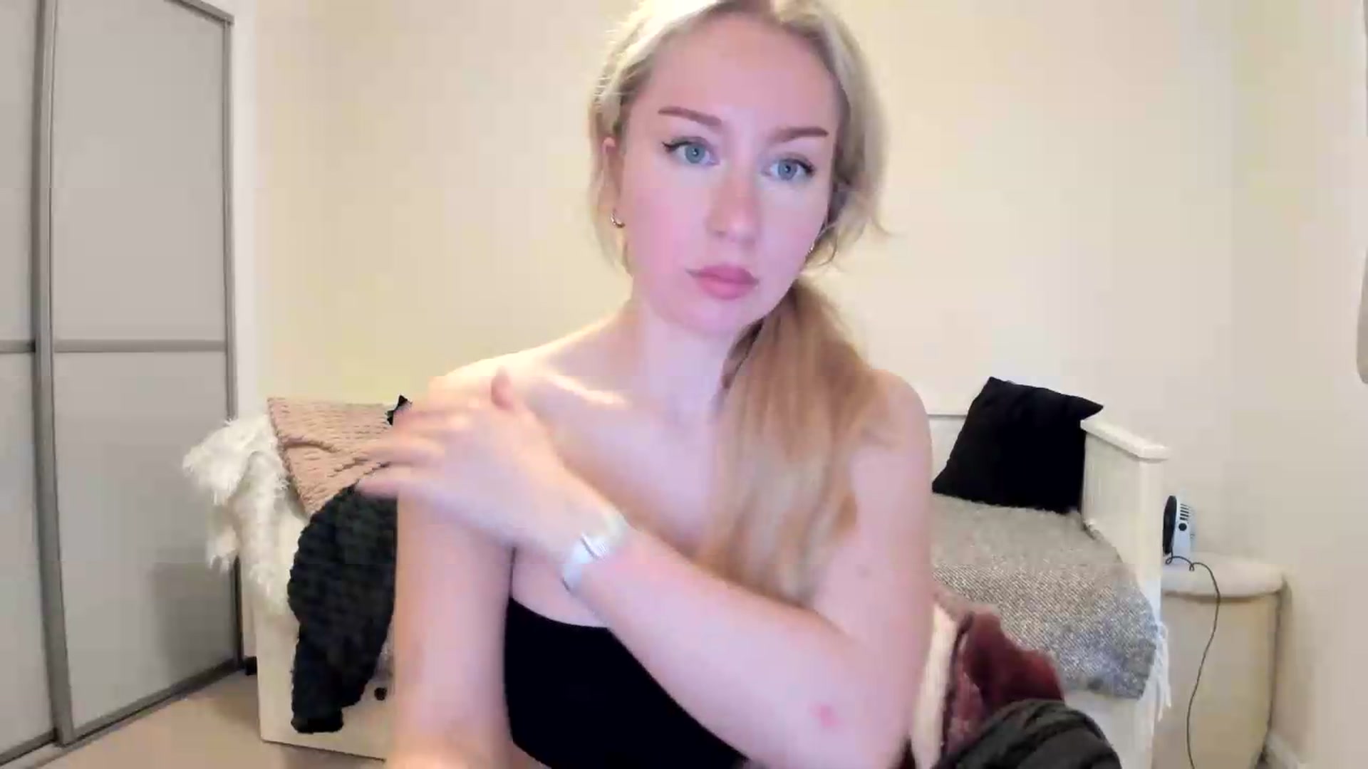 Gallery image thumbnail from British_Cutie's myfreecams stream on, 08/29/2026, 19:04 image 5 of 20