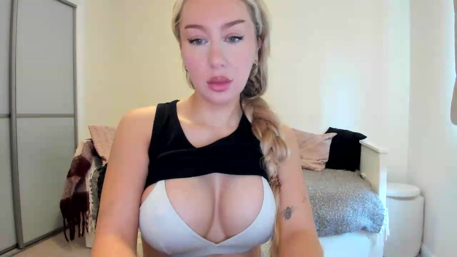 Gallery image thumbnail from British_Cutie's myfreecams stream on, 08/30/2026, 11:53 image 4 of 20