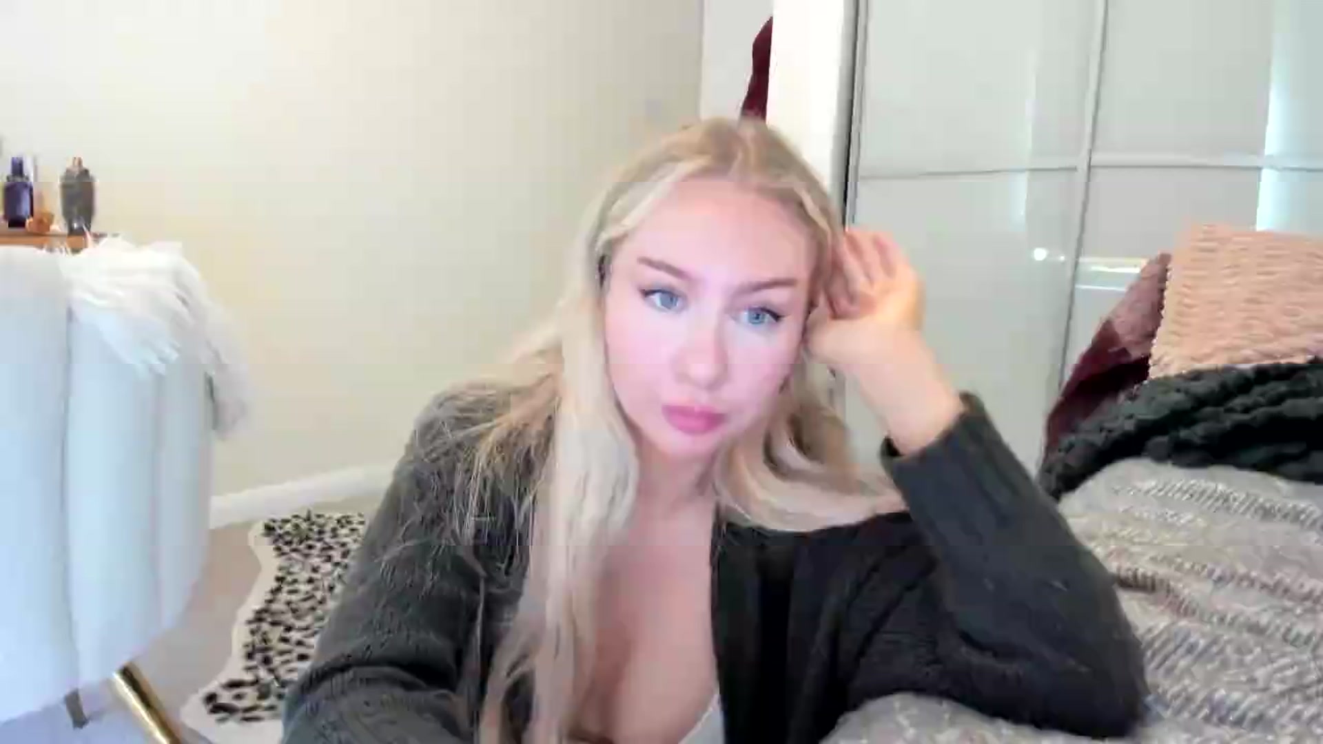 Gallery image thumbnail from British_Cutie's myfreecams stream on, 08/30/2026, 14:23 image 10 of 20