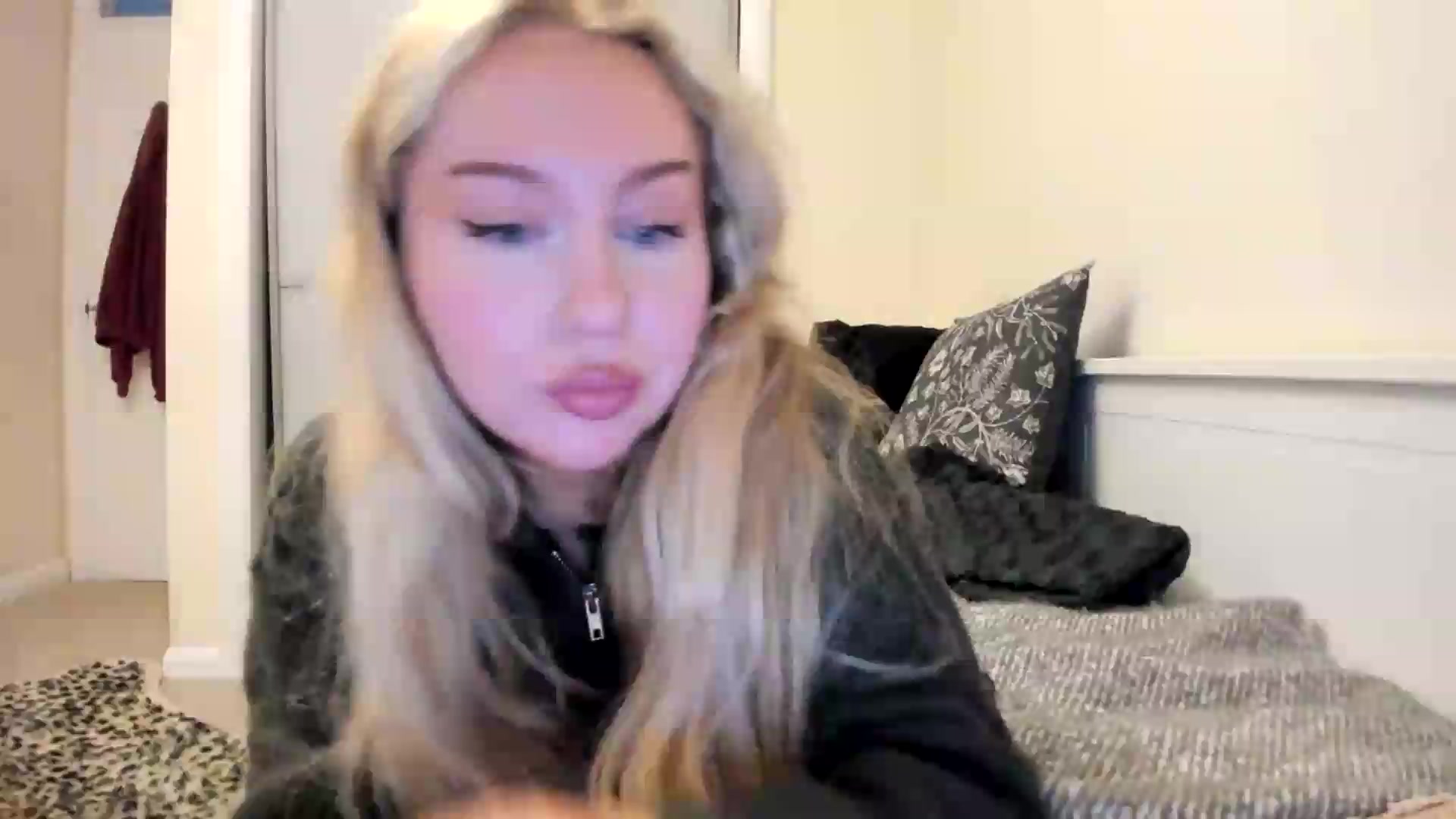 Gallery image thumbnail from British_Cutie's myfreecams stream on, 08/30/2026, 16:02 image 15 of 20