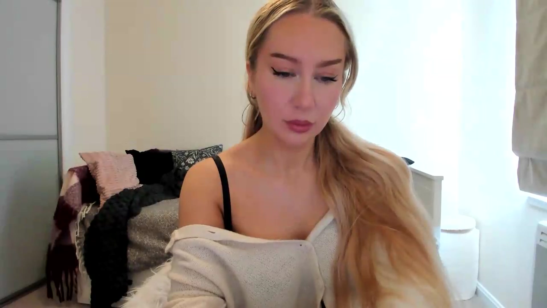 Gallery image thumbnail from British_Cutie's myfreecams stream on, 08/31/2026, 12:42 image 7 of 20