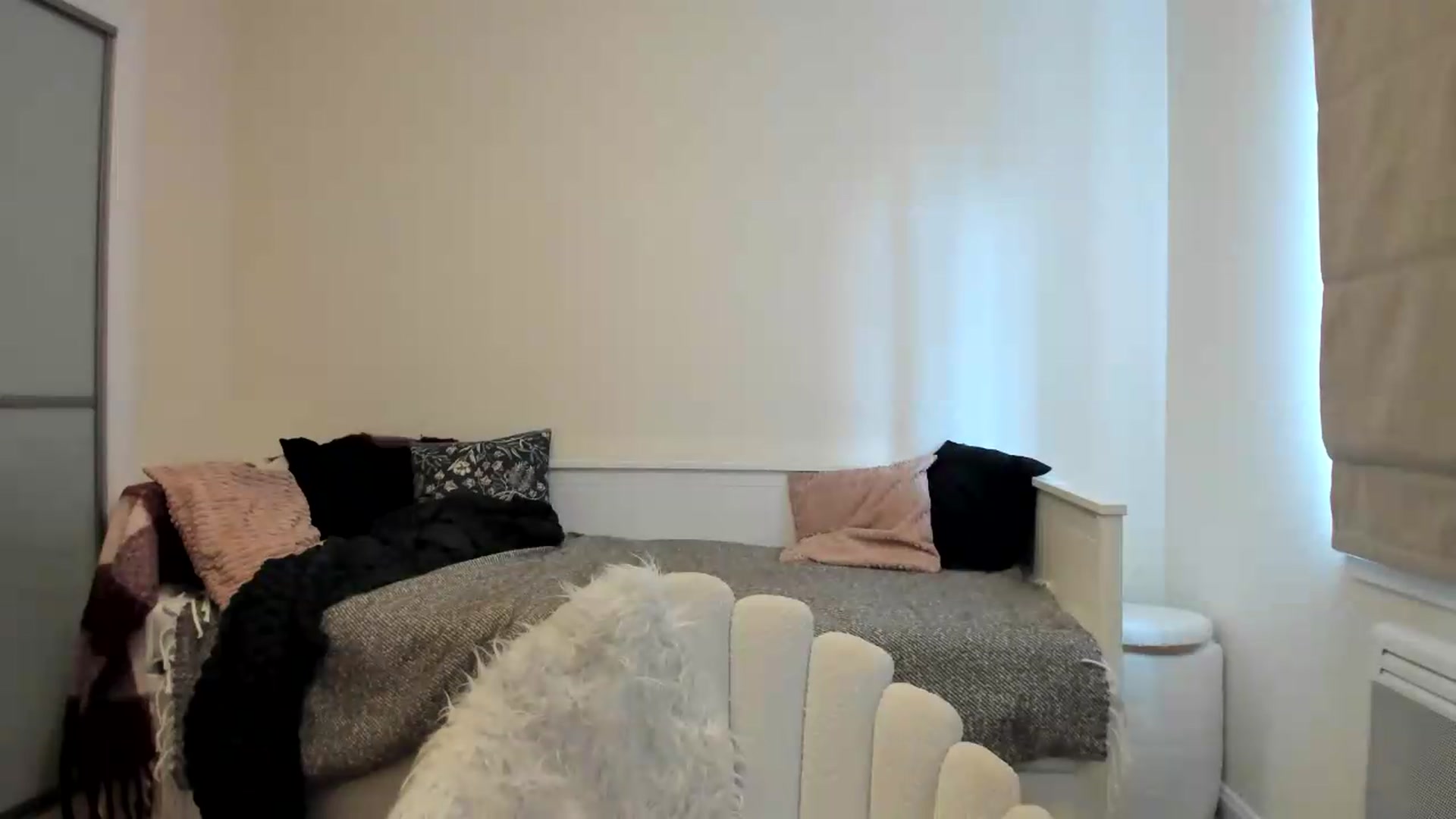 Gallery image thumbnail from British_Cutie's myfreecams stream on, 08/31/2026, 15:43 image 4 of 20