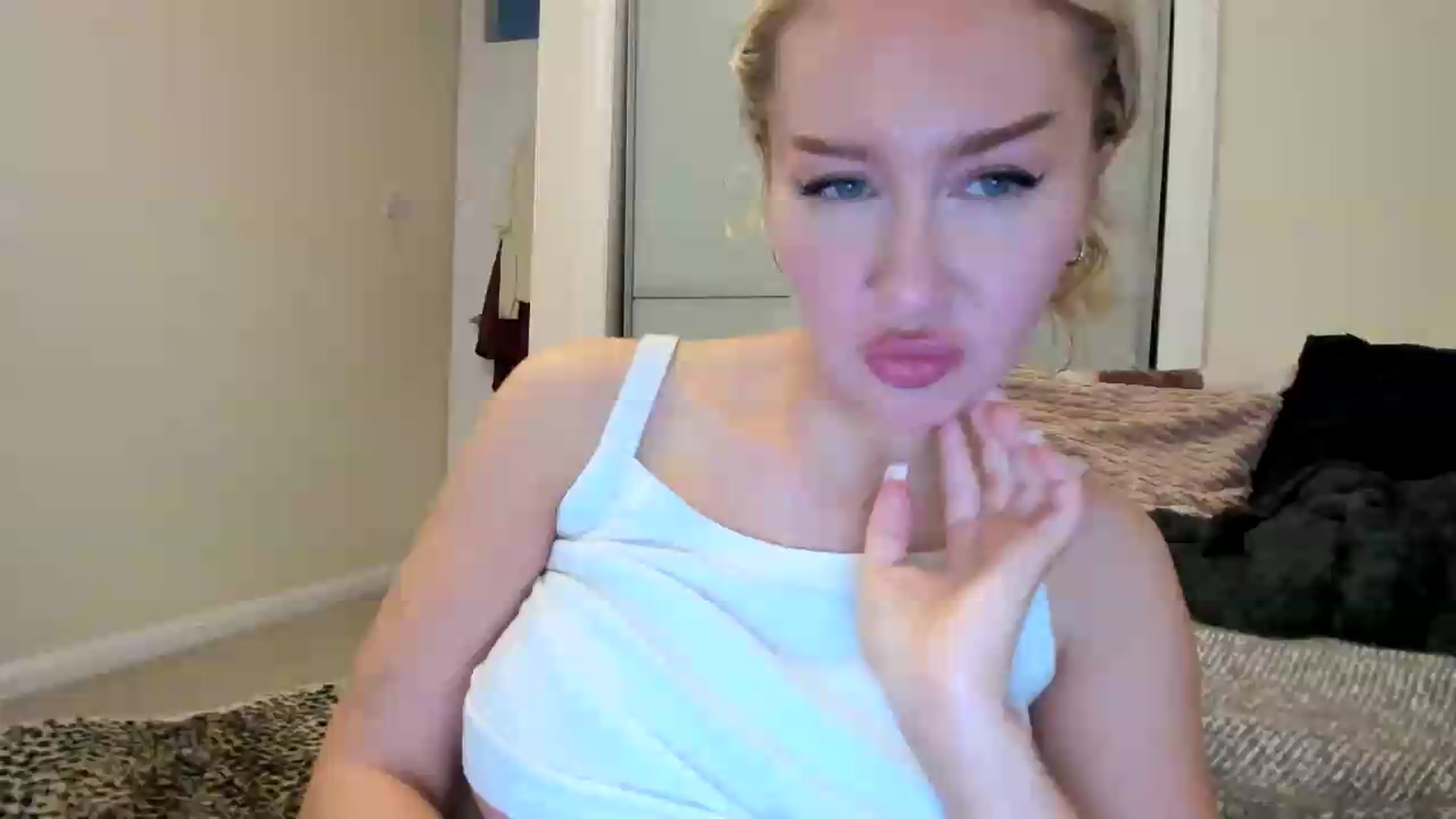 Gallery image thumbnail from British_Cutie's myfreecams stream on, 08/31/2026, 18:49 image 2 of 20