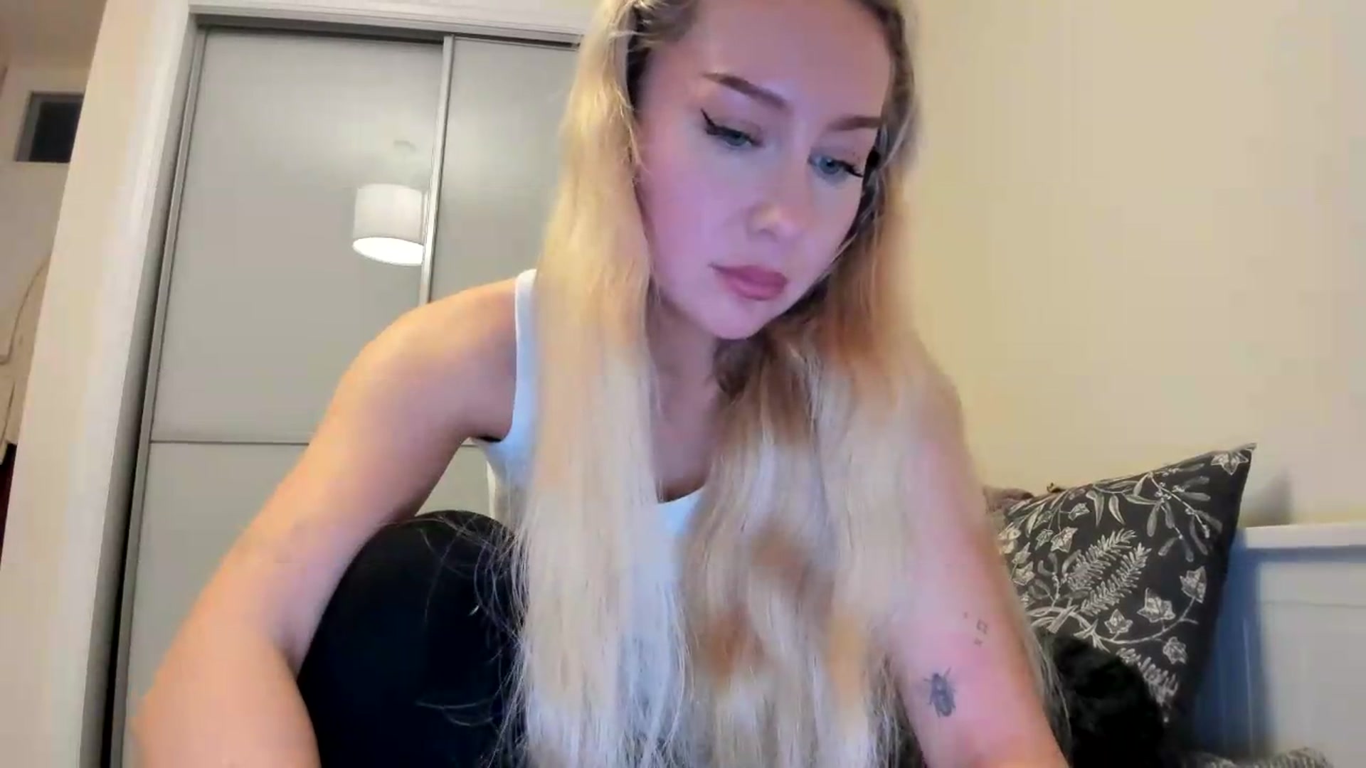 Gallery image thumbnail from British_Cutie's myfreecams stream on, 08/31/2026, 18:49 image 17 of 20