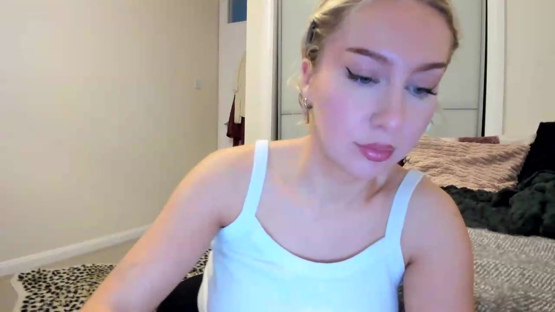 Gallery image thumbnail from British_Cutie's myfreecams stream on, 08/31/2026, 18:49 image 4 of 20