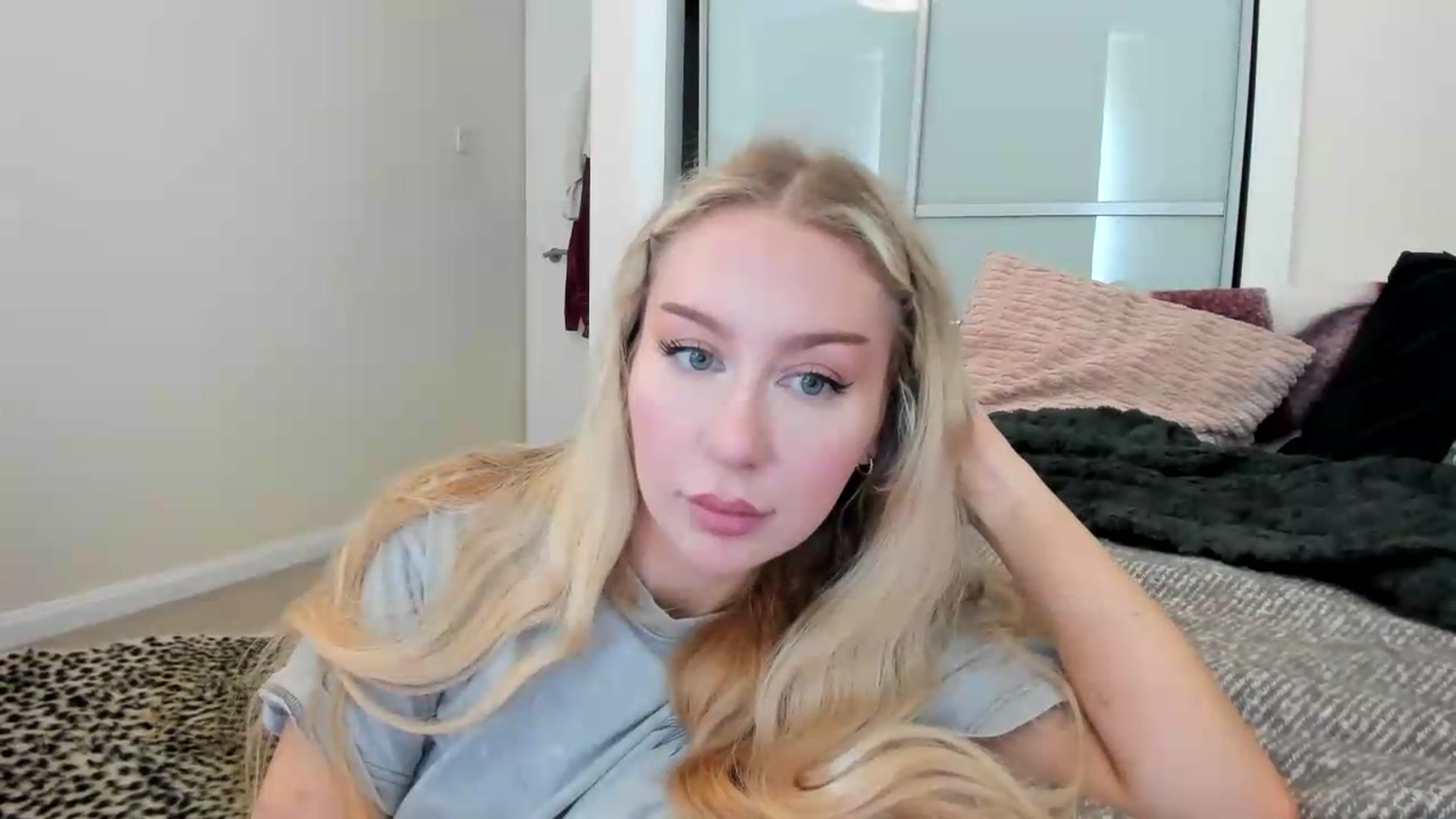 Gallery image thumbnail from British_Cutie's myfreecams stream on, 09/03/2026, 13:33 image 13 of 20