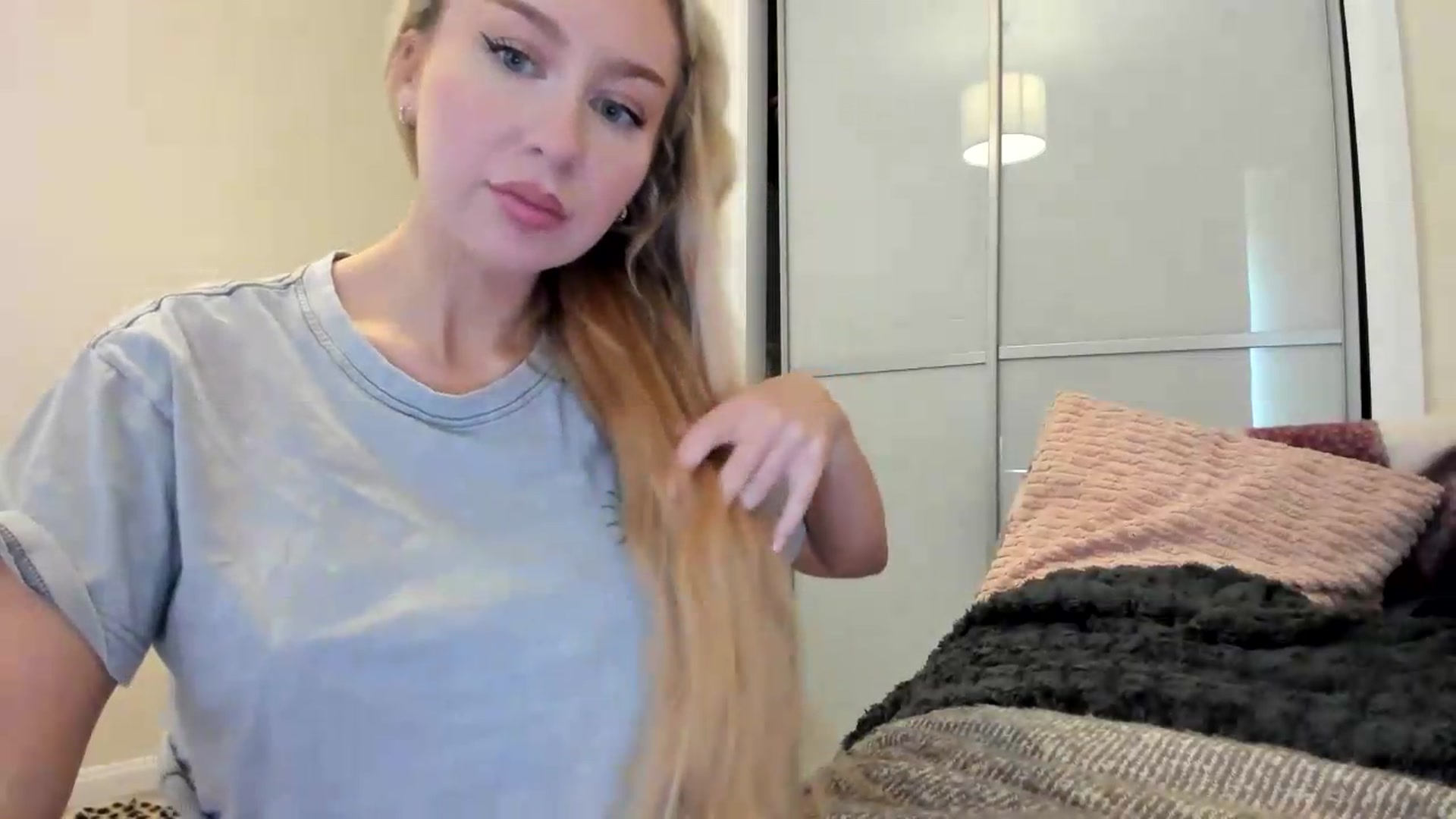 Gallery image thumbnail from British_Cutie's myfreecams stream on, 09/03/2026, 14:18 image 17 of 20