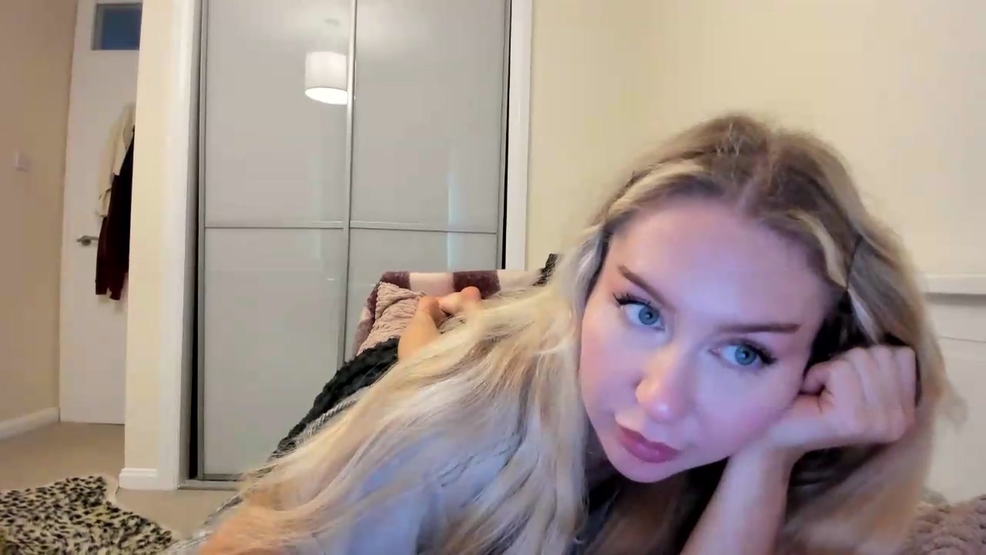 Gallery image thumbnail from British_Cutie's myfreecams stream on, 09/03/2026, 16:24 image 12 of 20