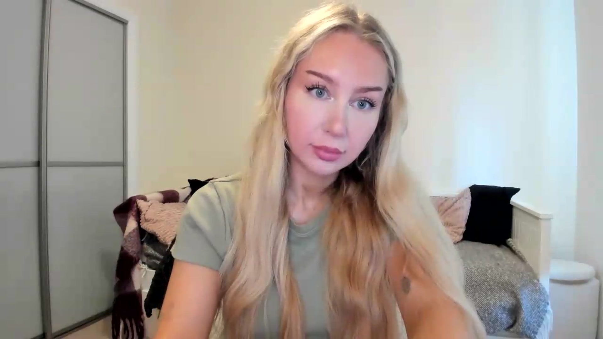 Gallery image thumbnail from British_Cutie's myfreecams stream on, 09/04/2026, 10:18 image 7 of 20