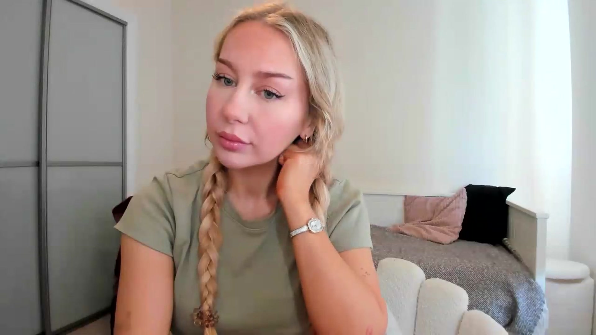 Gallery image thumbnail from British_Cutie's myfreecams stream on, 09/04/2026, 11:24 image 9 of 20
