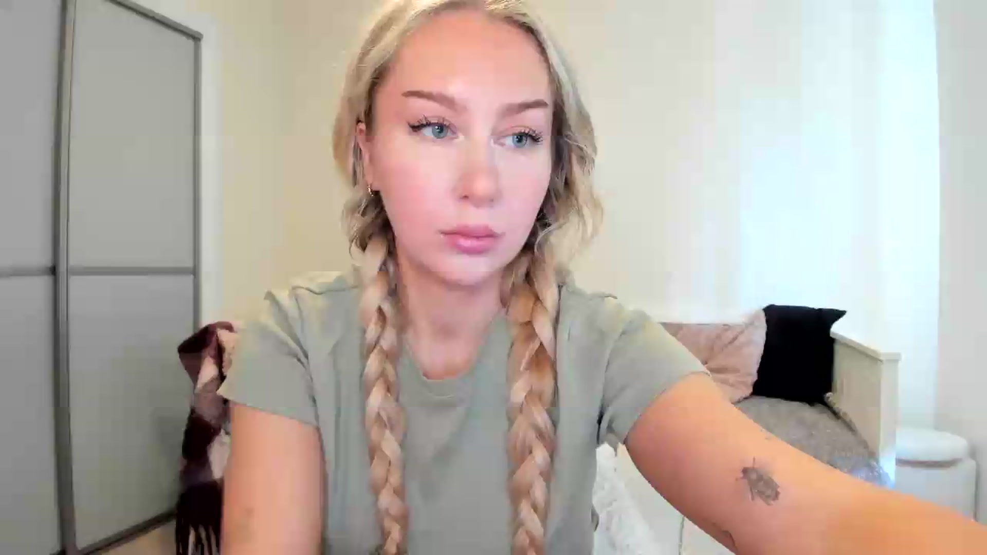 Gallery image thumbnail from British_Cutie's myfreecams stream on, 09/04/2026, 11:24 image 8 of 20