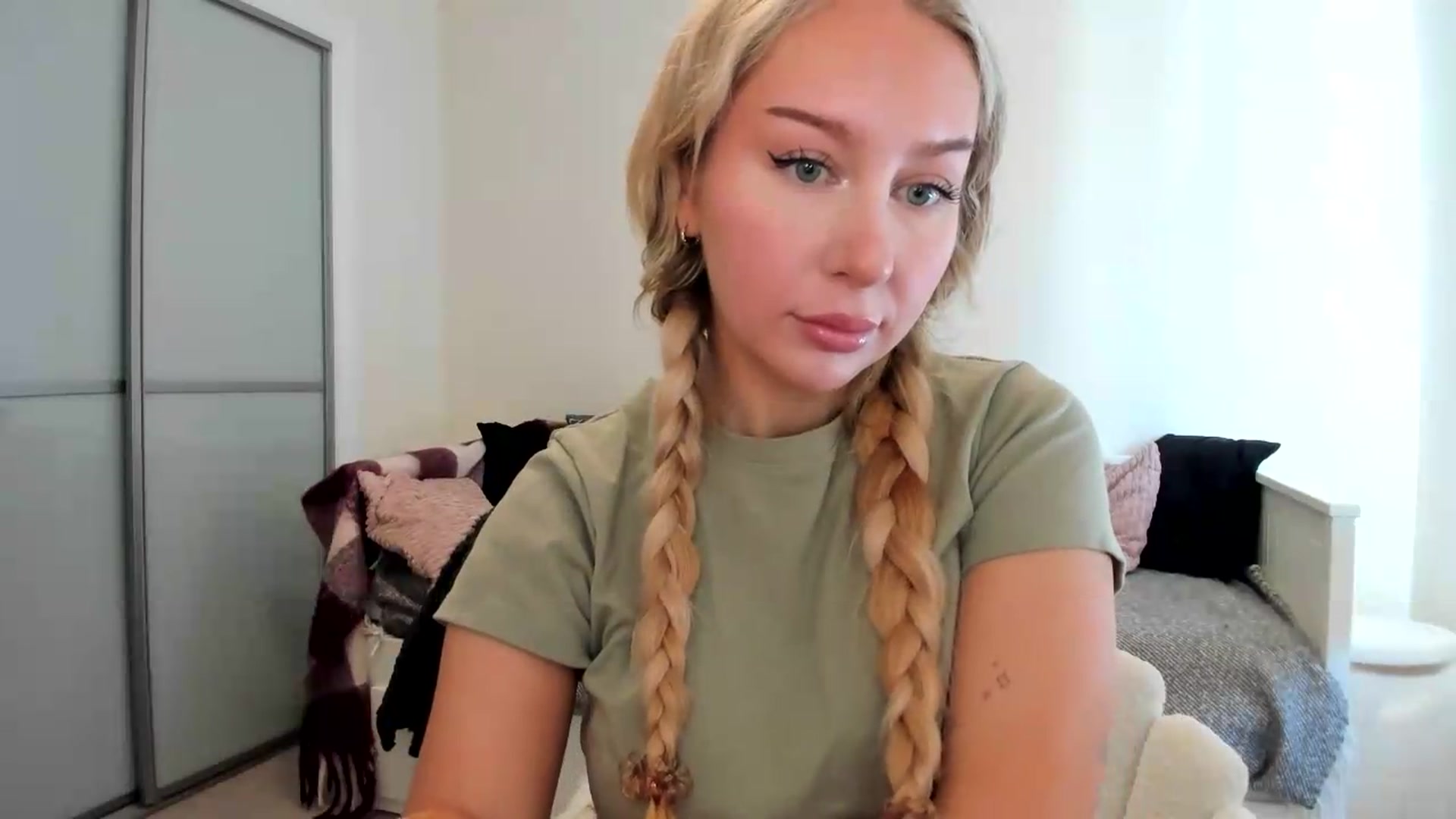 Gallery image thumbnail from British_Cutie's myfreecams stream on, 09/04/2026, 11:24 image 13 of 20