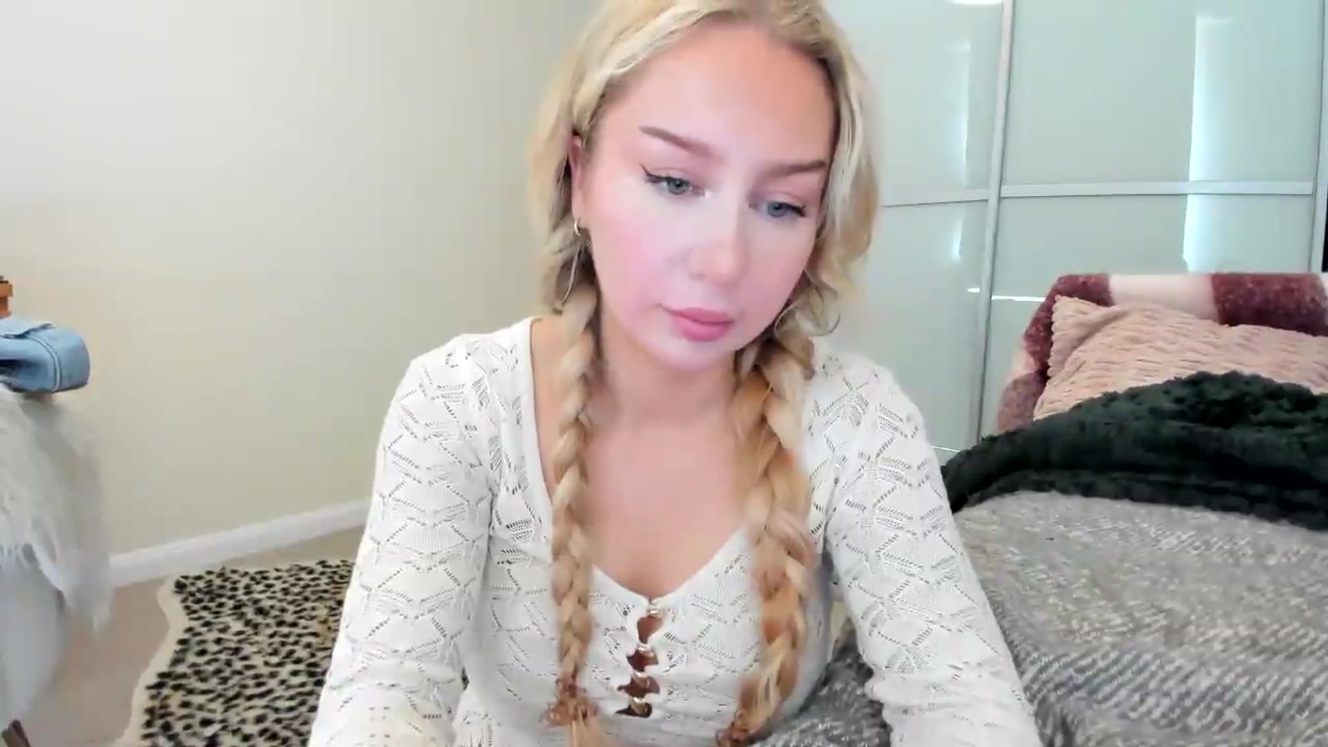 Gallery image thumbnail from British_Cutie's myfreecams stream on, 09/04/2026, 11:36 image 14 of 20