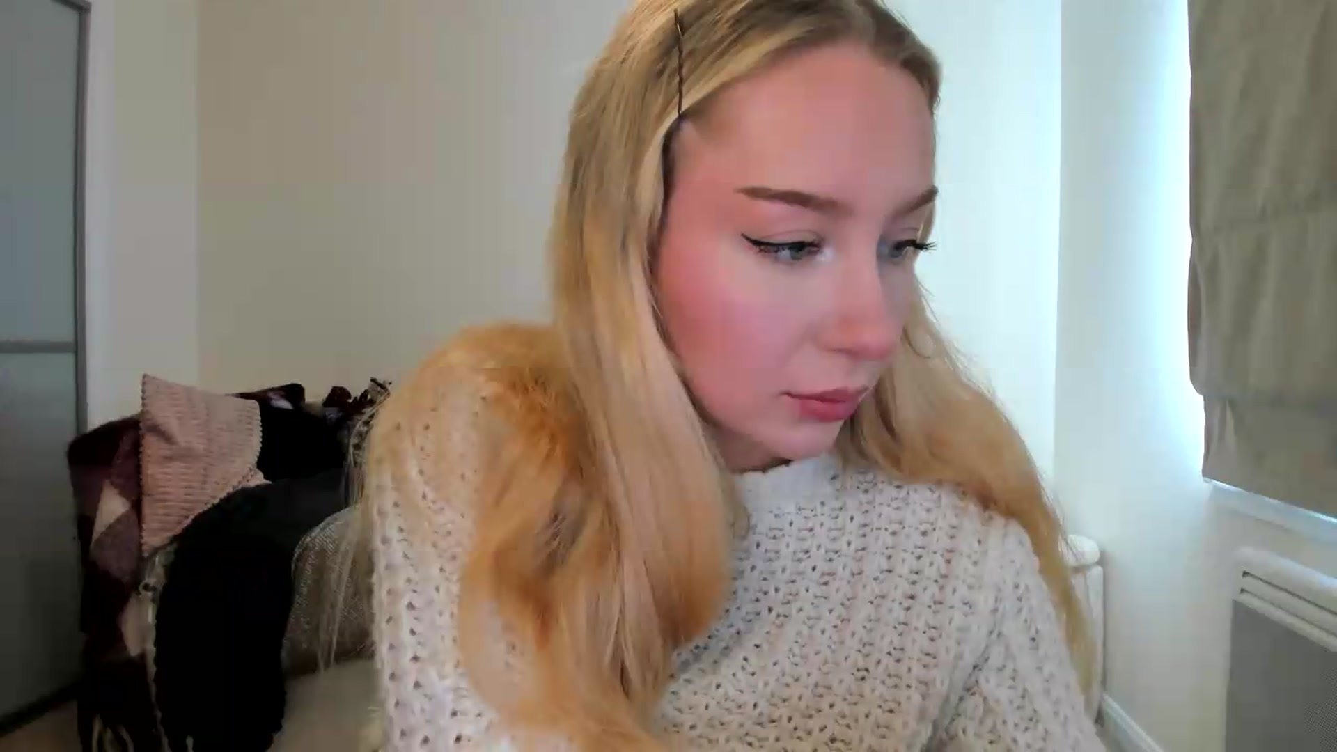 Gallery image thumbnail from British_Cutie's myfreecams stream on, 09/07/2026, 15:00 image 4 of 20