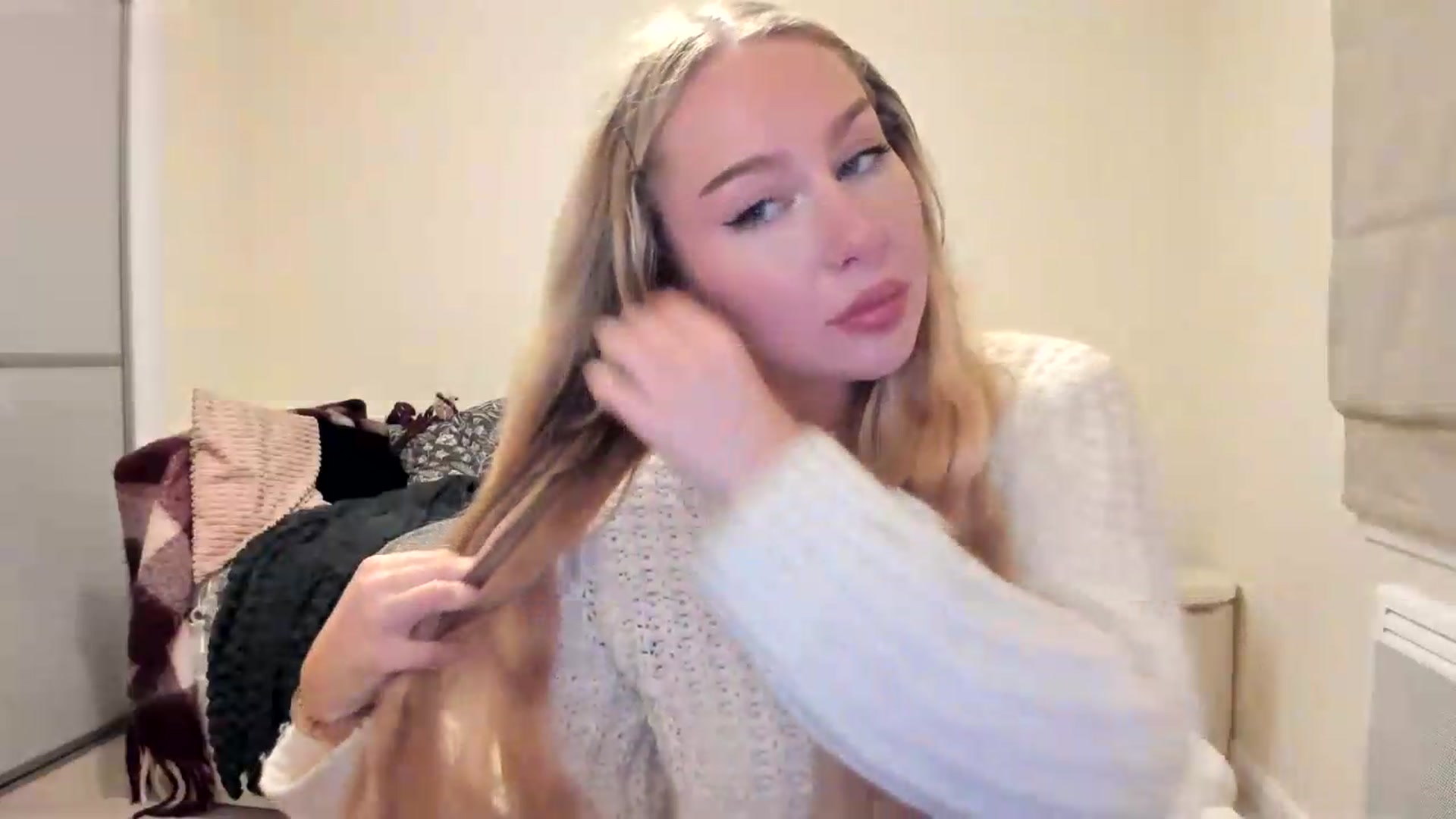 Gallery image thumbnail from British_Cutie's myfreecams stream on, 09/07/2026, 20:53 image 9 of 20