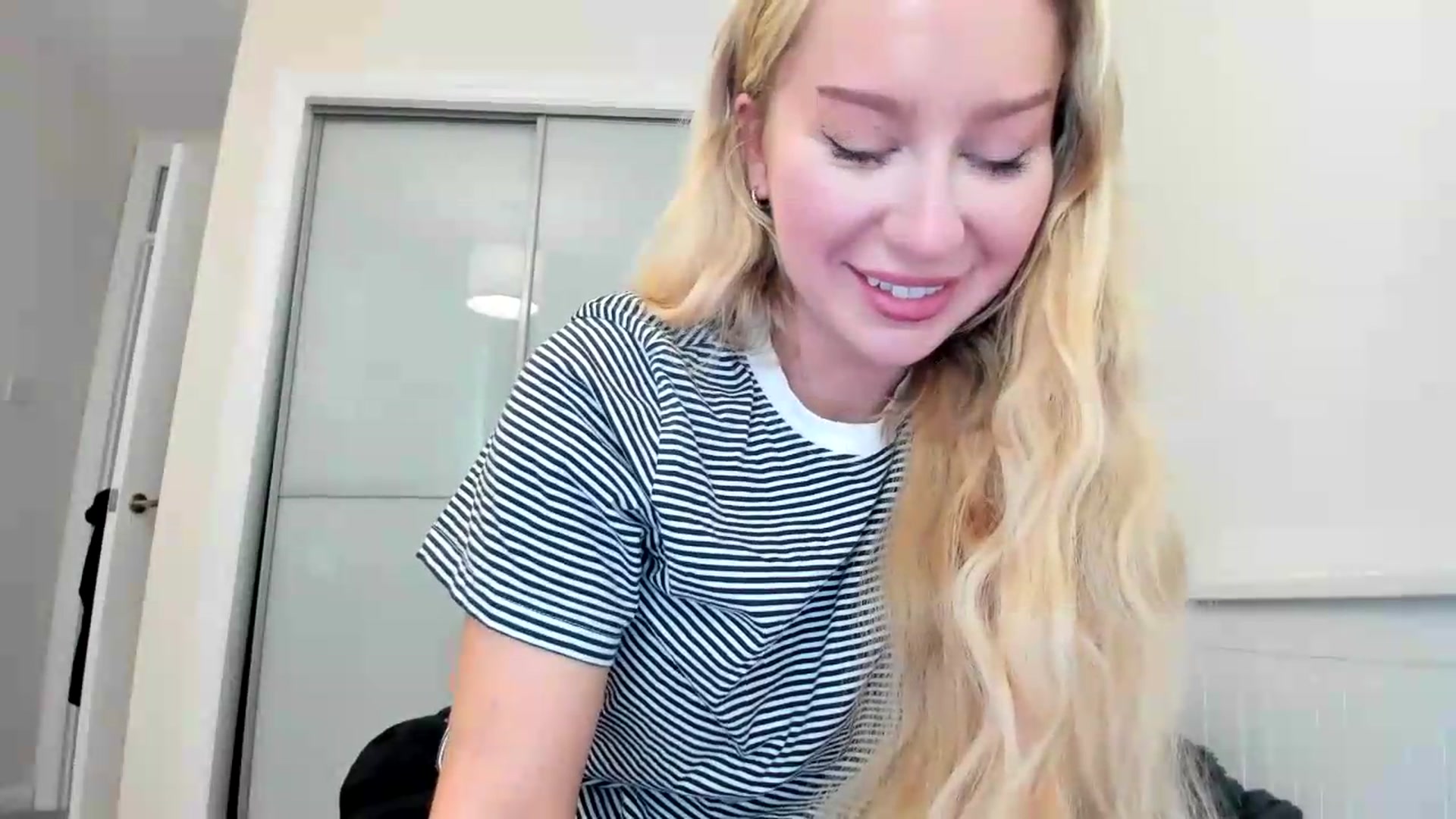 Gallery image thumbnail from British_Cutie's myfreecams stream on, 09/08/2026, 14:55 image 7 of 20