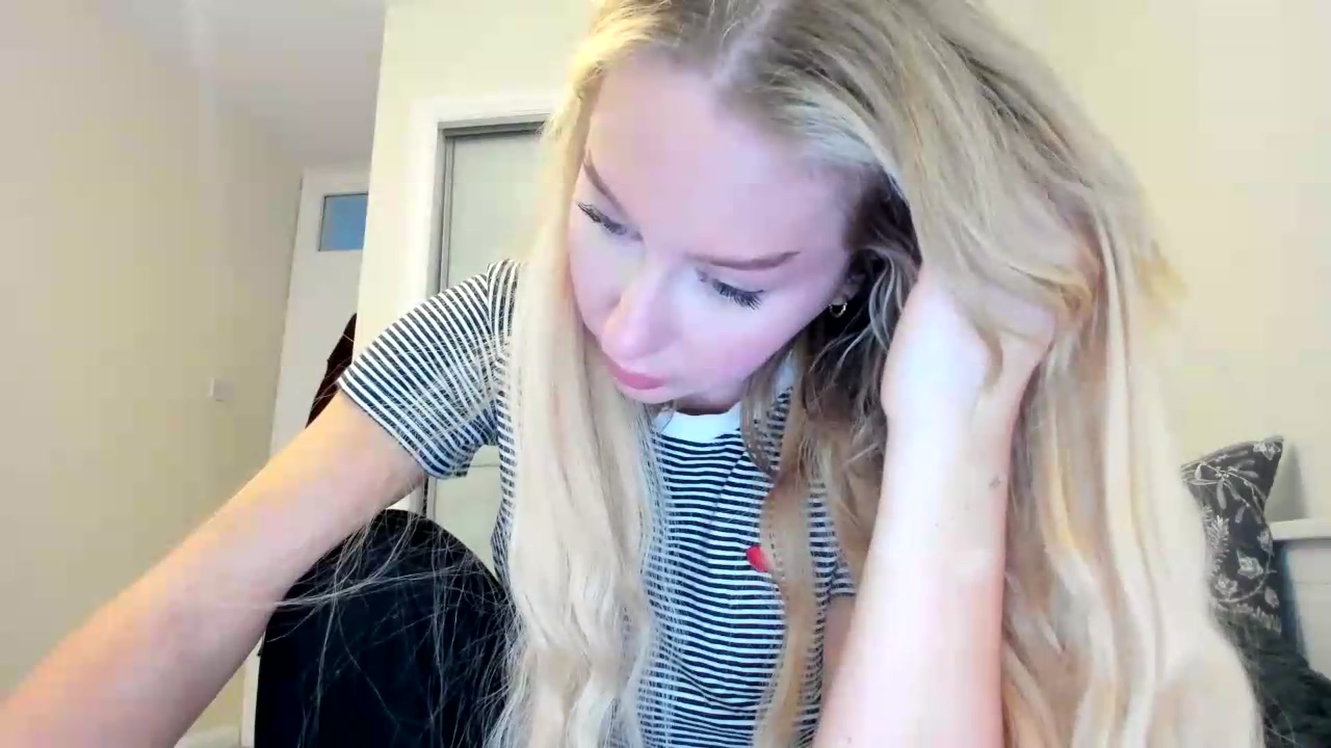 Gallery image thumbnail from British_Cutie's myfreecams stream on, 09/08/2026, 14:55 image 18 of 20