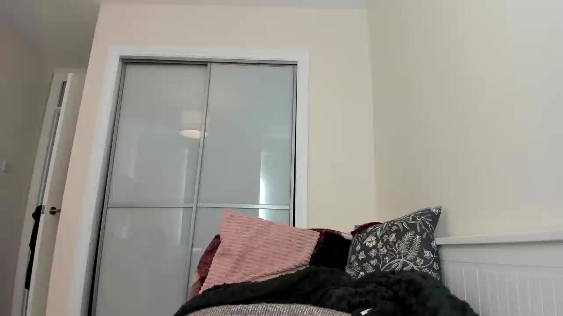 Gallery image thumbnail from British_Cutie's myfreecams stream on, 09/08/2026, 14:55 image 13 of 20