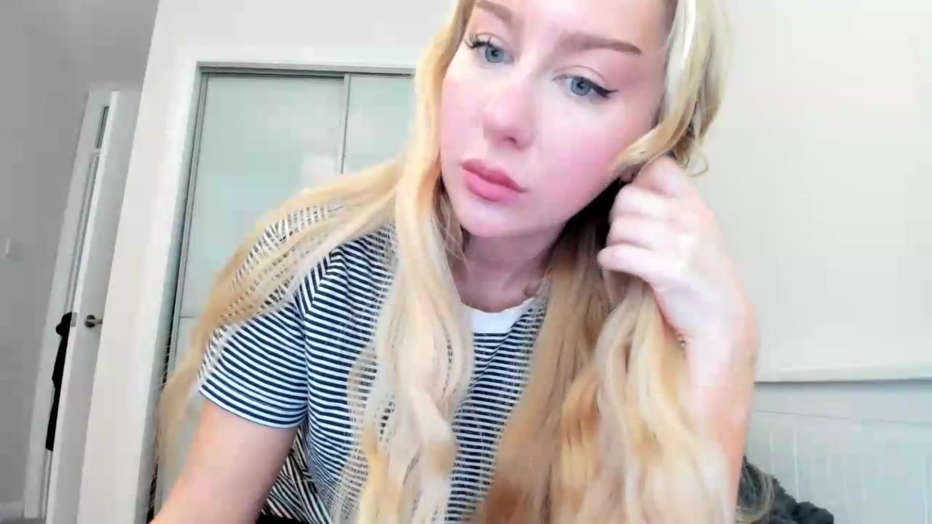 Gallery image thumbnail from British_Cutie's myfreecams stream on, 09/08/2026, 14:55 image 4 of 20