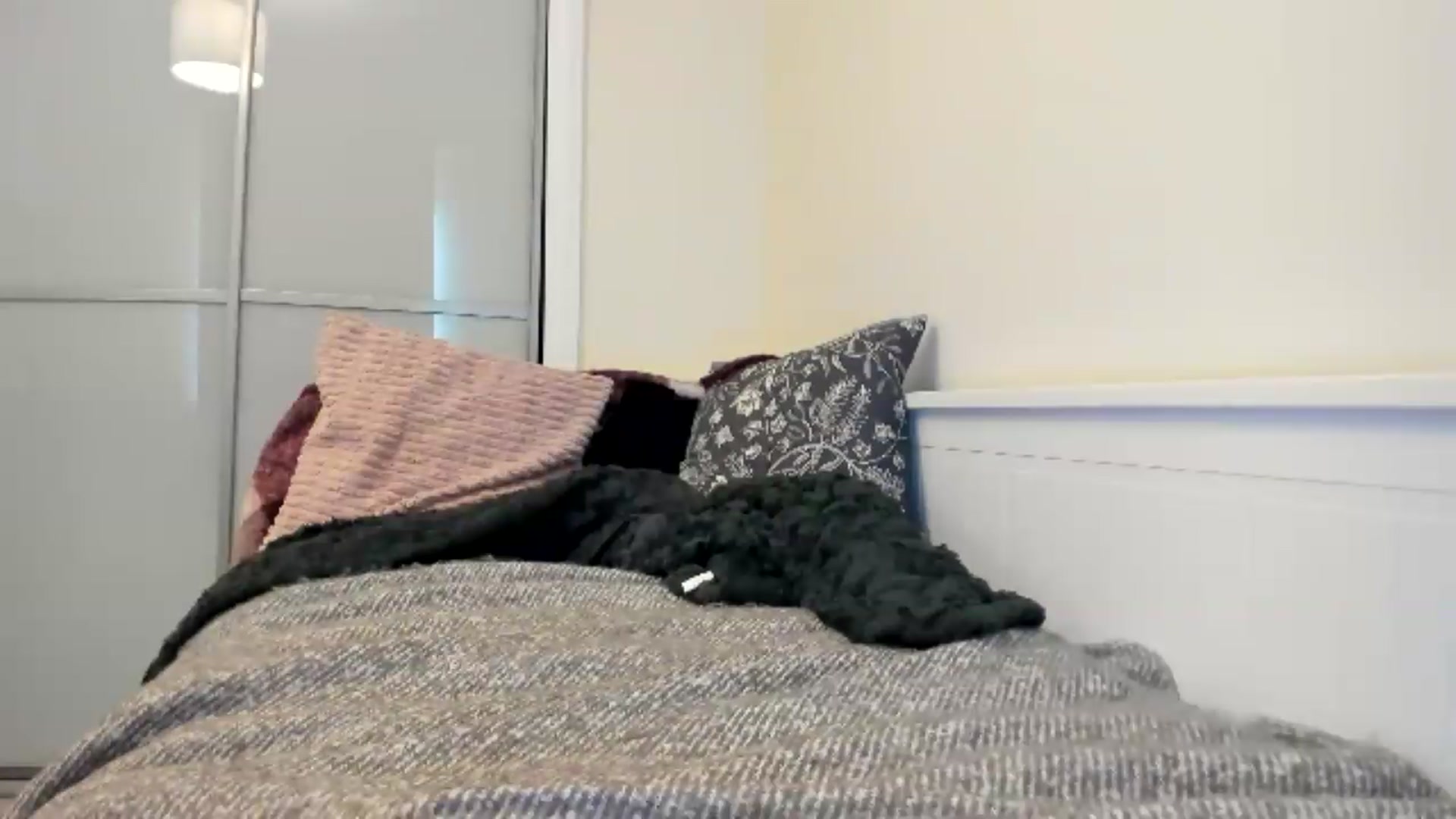 Gallery image thumbnail from British_Cutie's myfreecams stream on, 09/08/2026, 16:47 image 12 of 20