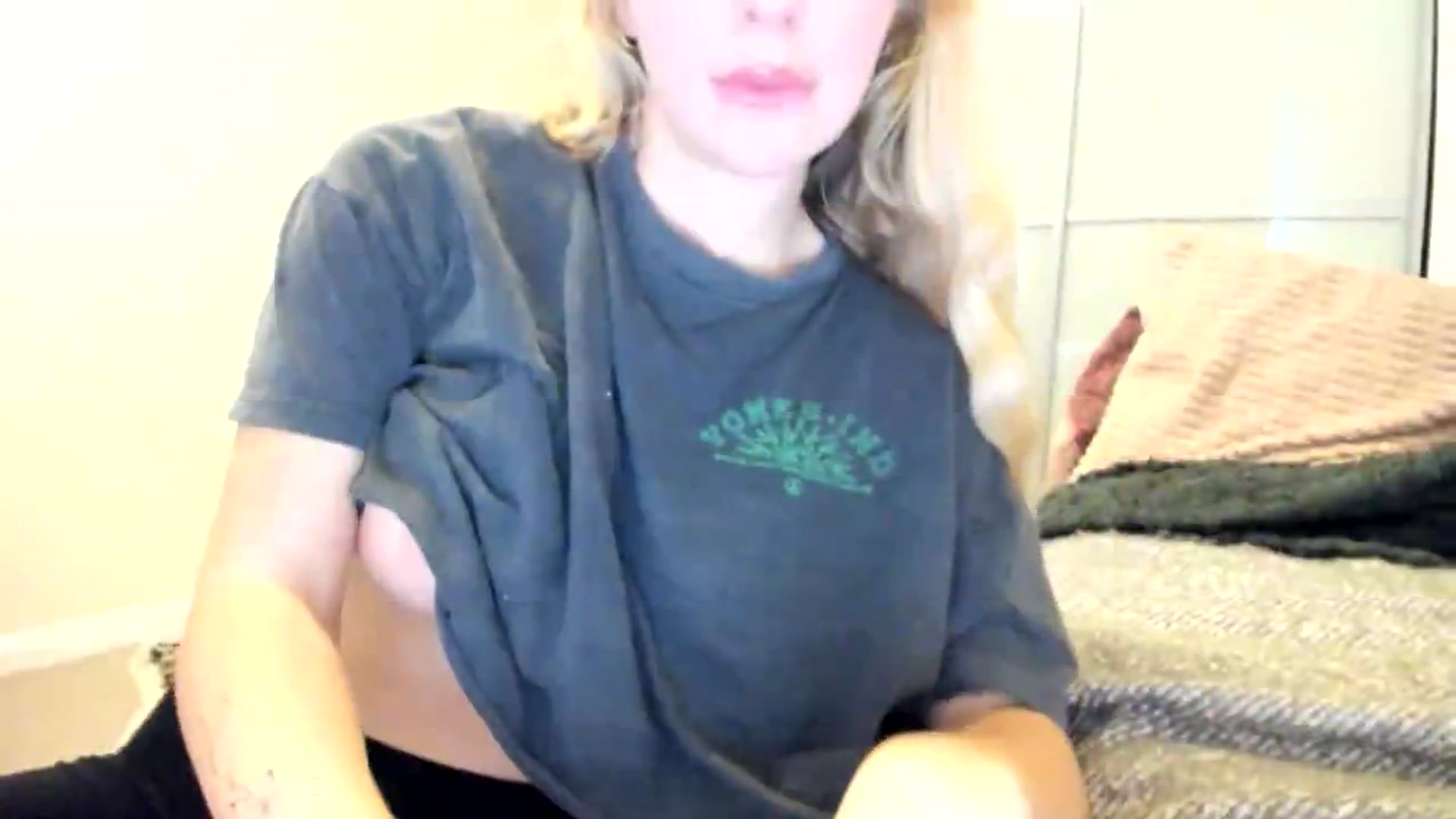 Gallery image thumbnail from British_Cutie's myfreecams stream on, 09/08/2026, 16:47 image 17 of 20