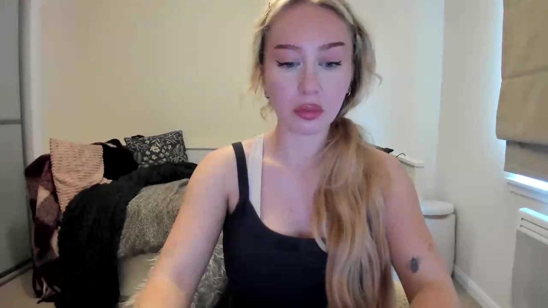 Gallery image thumbnail from British_Cutie's myfreecams stream on, 09/10/2026, 17:00 image 3 of 20
