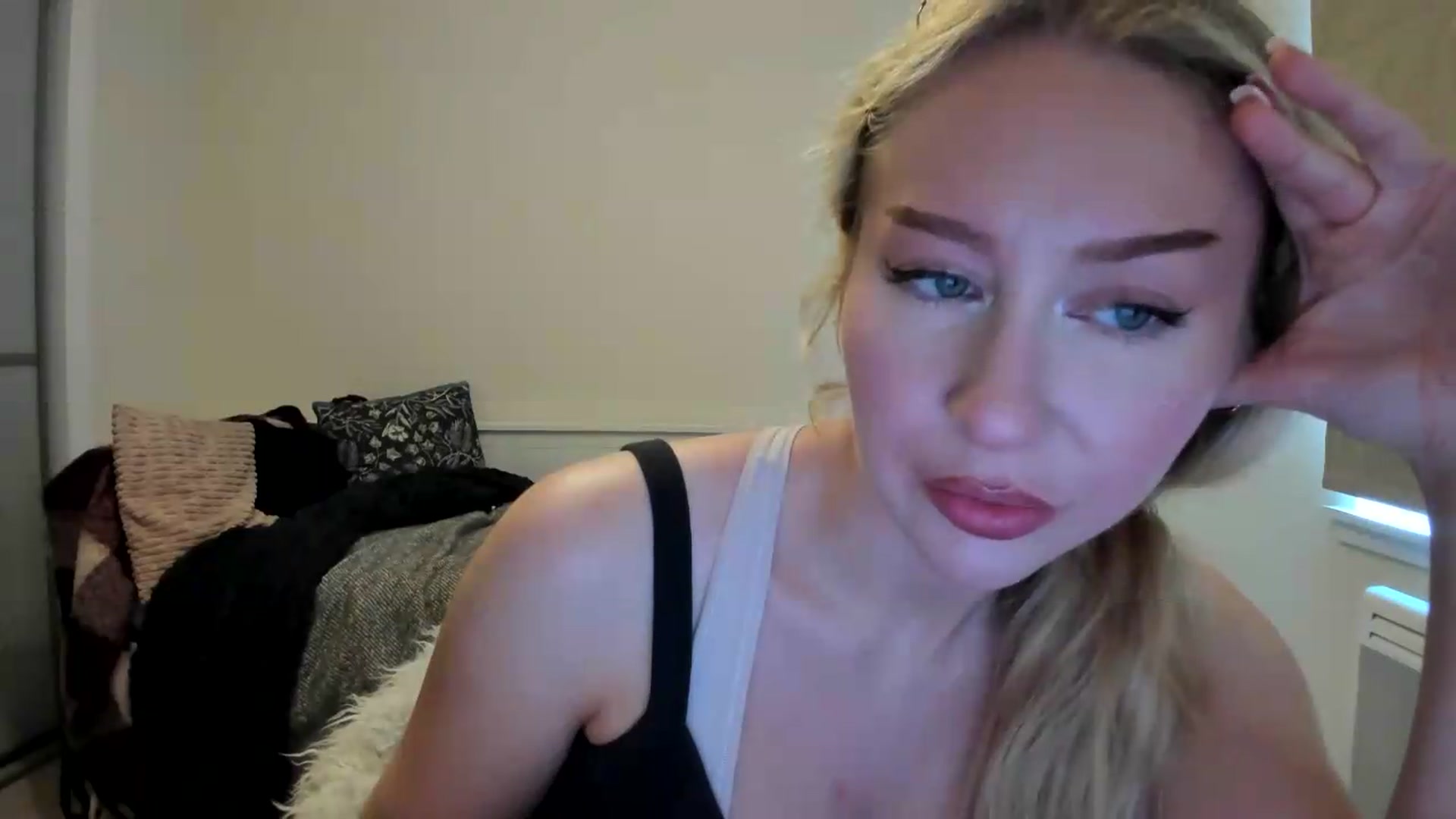 Gallery image thumbnail from British_Cutie's myfreecams stream on, 09/10/2026, 17:00 image 8 of 20