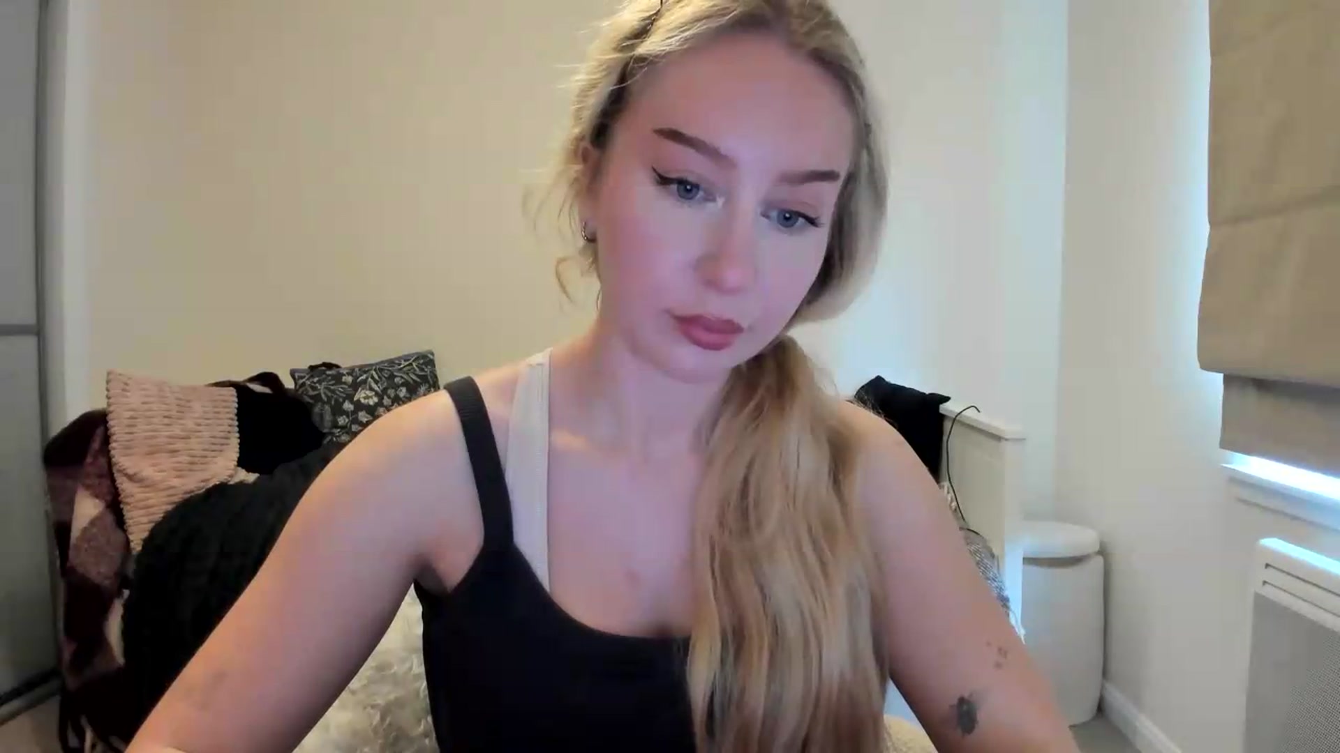 Gallery image thumbnail from British_Cutie's myfreecams stream on, 09/10/2026, 17:00 image 9 of 20
