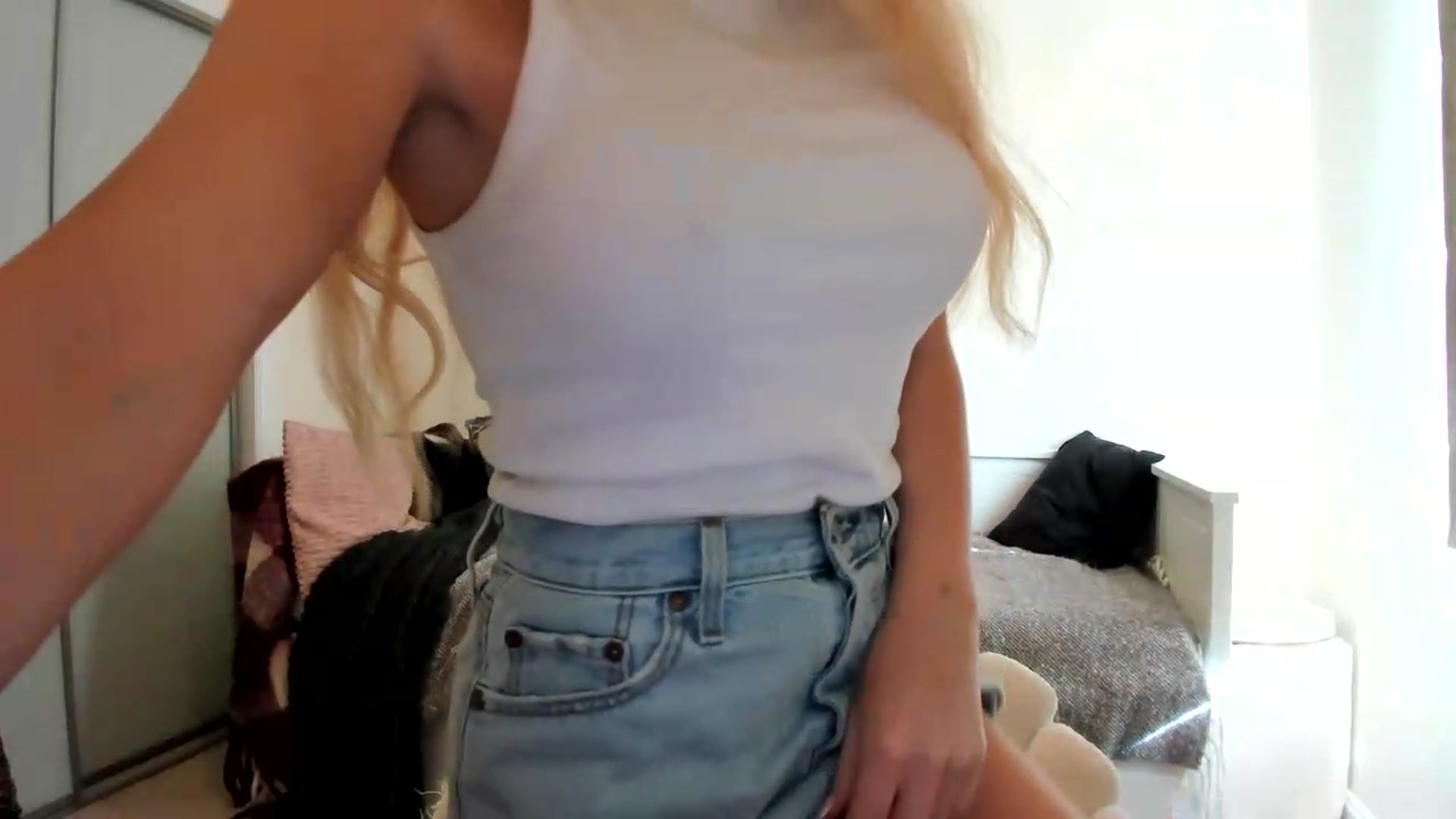 Gallery image thumbnail from British_Cutie's myfreecams stream on, 09/15/2026, 14:47 image 4 of 20