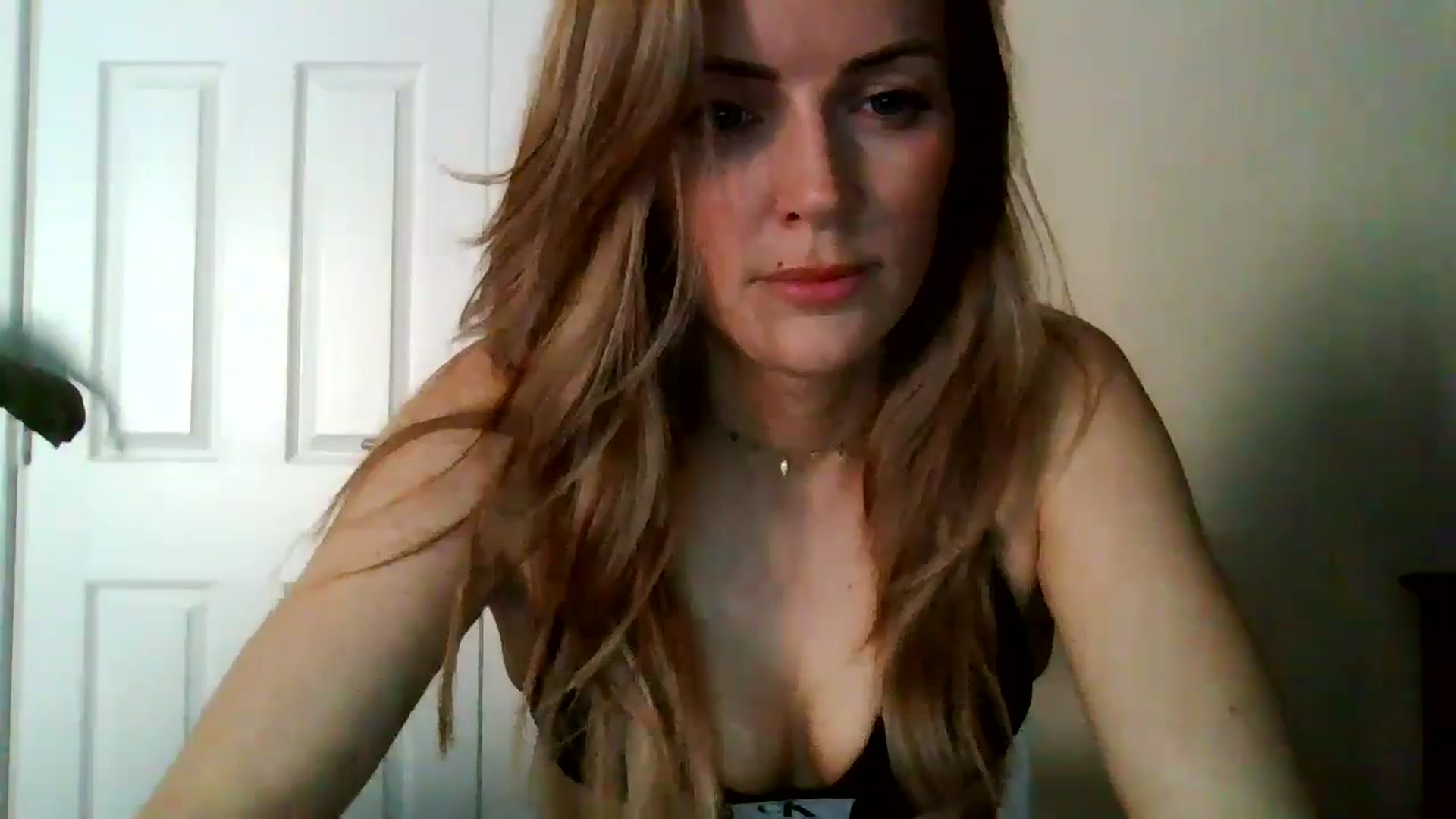 Gallery image thumbnail from British_chick's myfreecams stream on, 06/05/2024, 14:40 image 18 of 20
