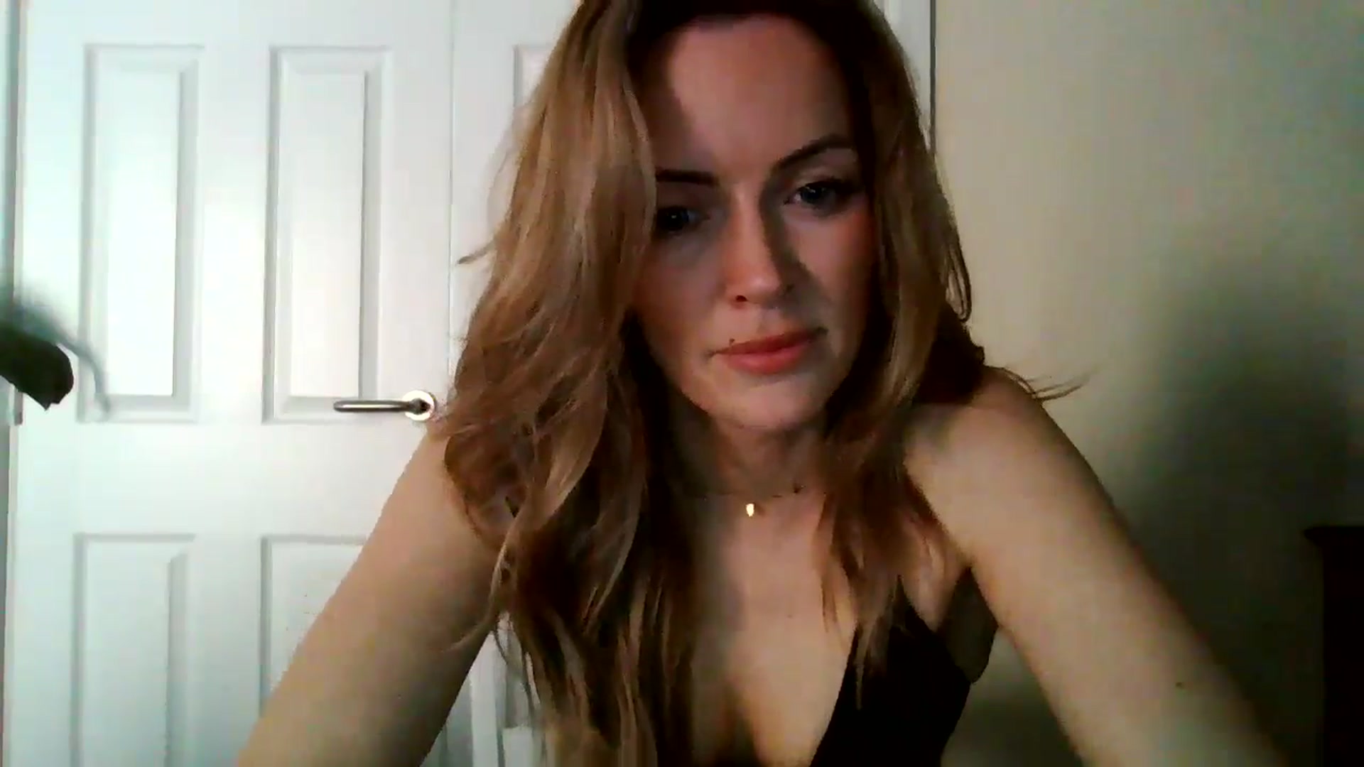 Gallery image thumbnail from British_chick's myfreecams stream on, 06/05/2024, 14:40 image 14 of 20