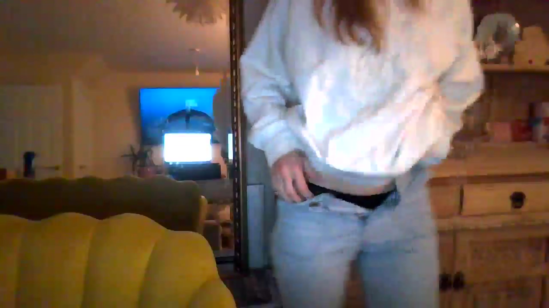 Gallery image thumbnail from British_chick's myfreecams stream on, 06/18/2024, 19:42 image 18 of 20